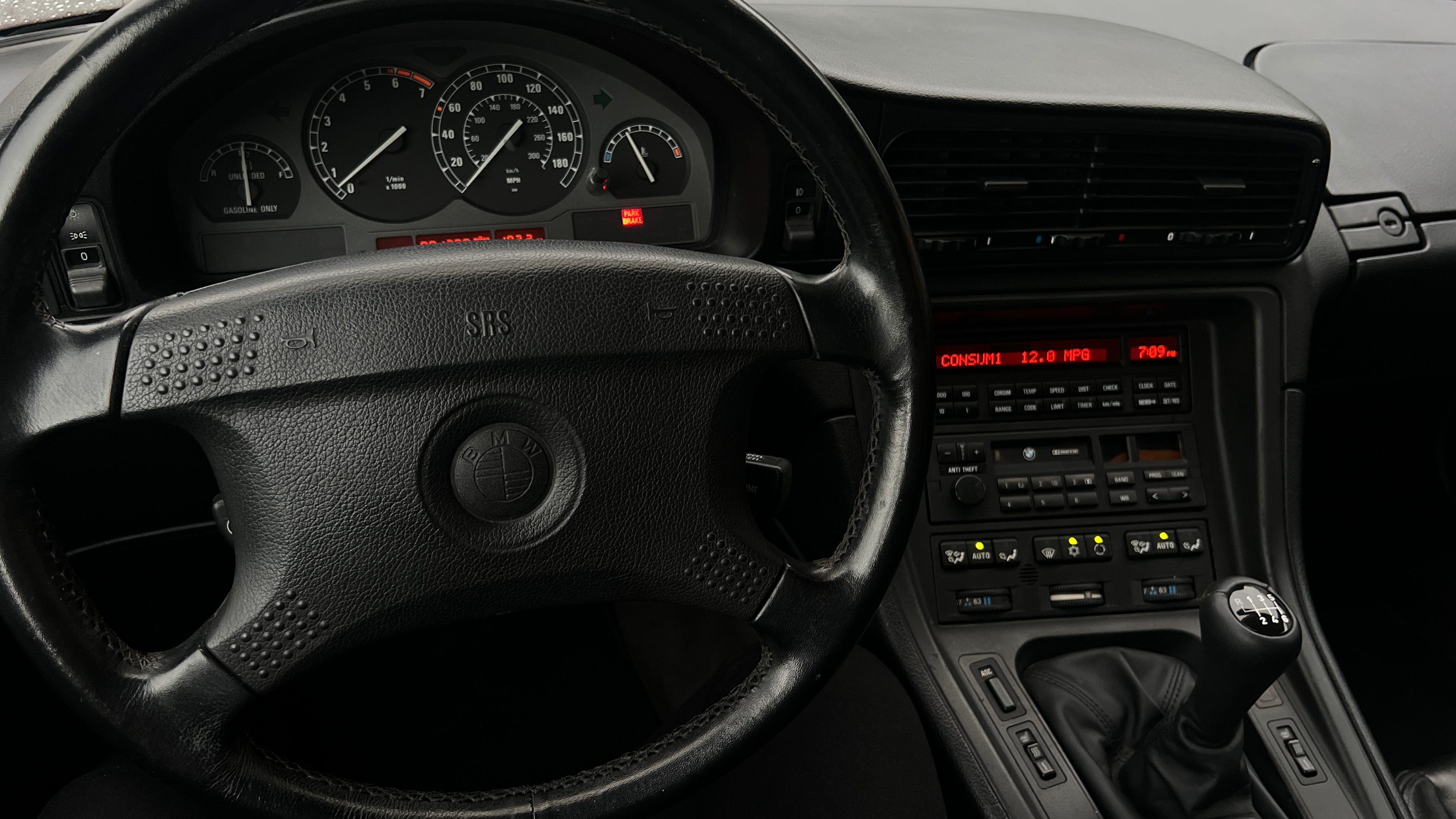 1992 BMW 8 Series - Photo 42