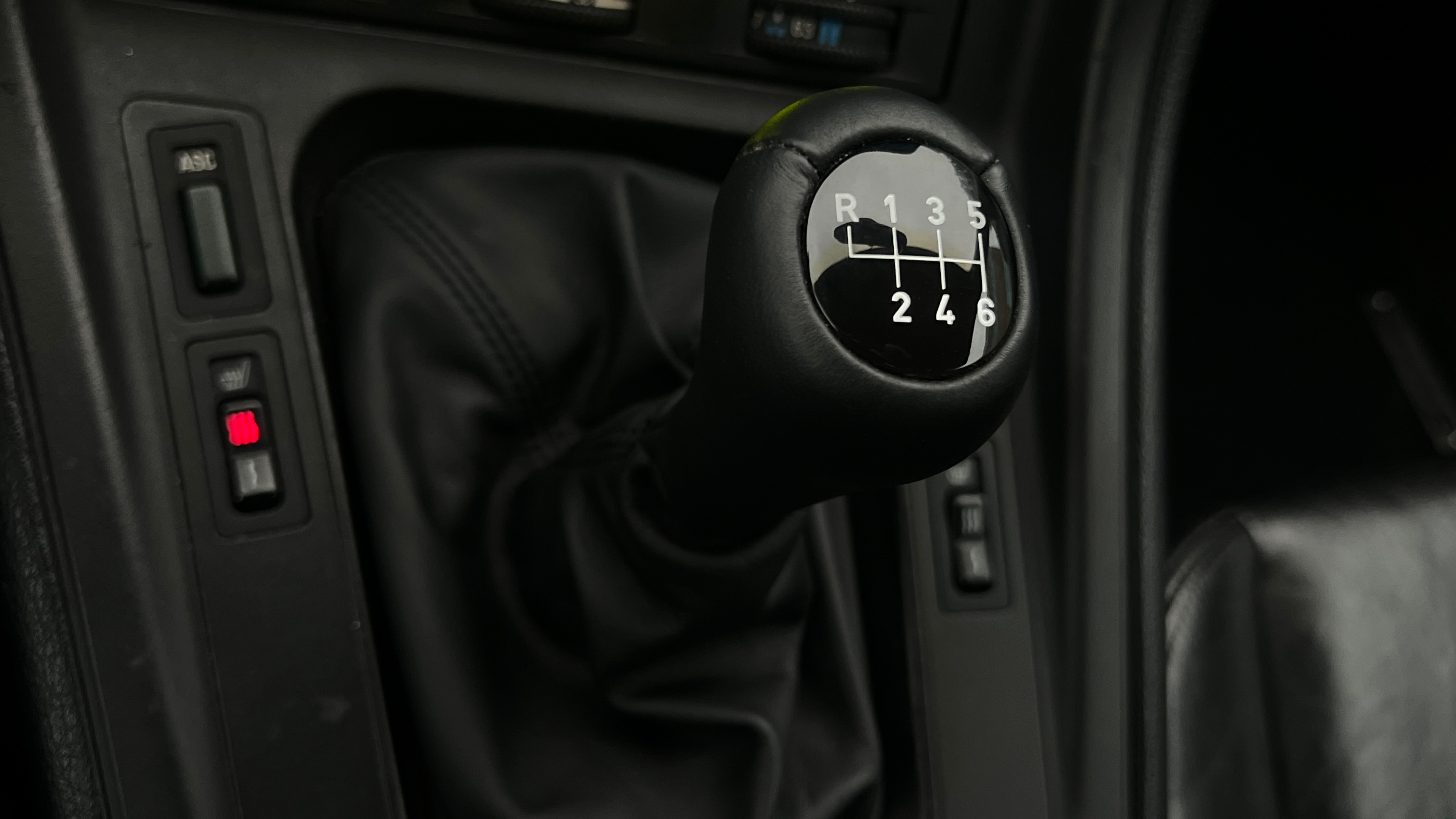 1992 BMW 8 Series - Photo 33