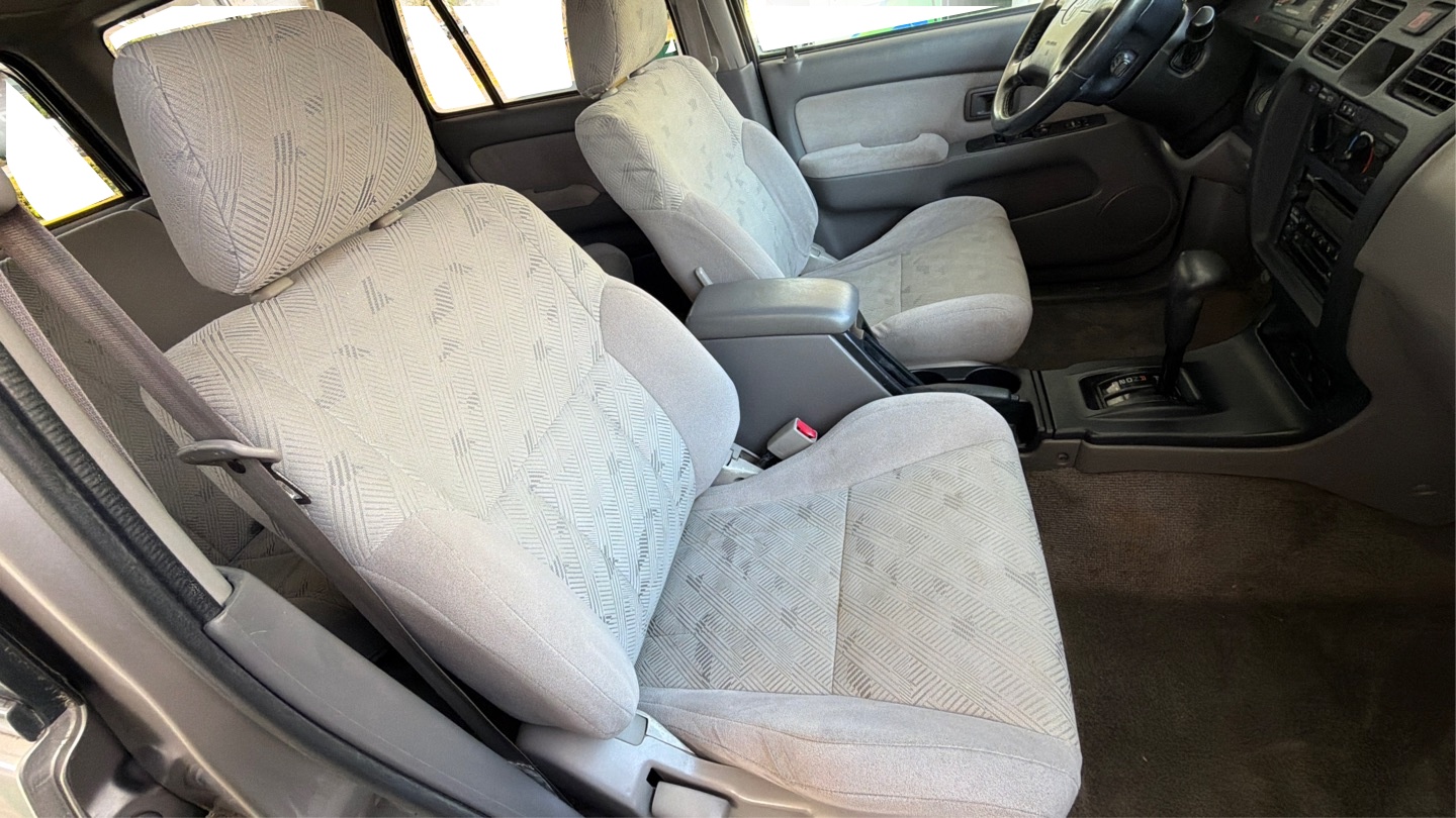 2002 Toyota 4Runner SR5 - Photo 13