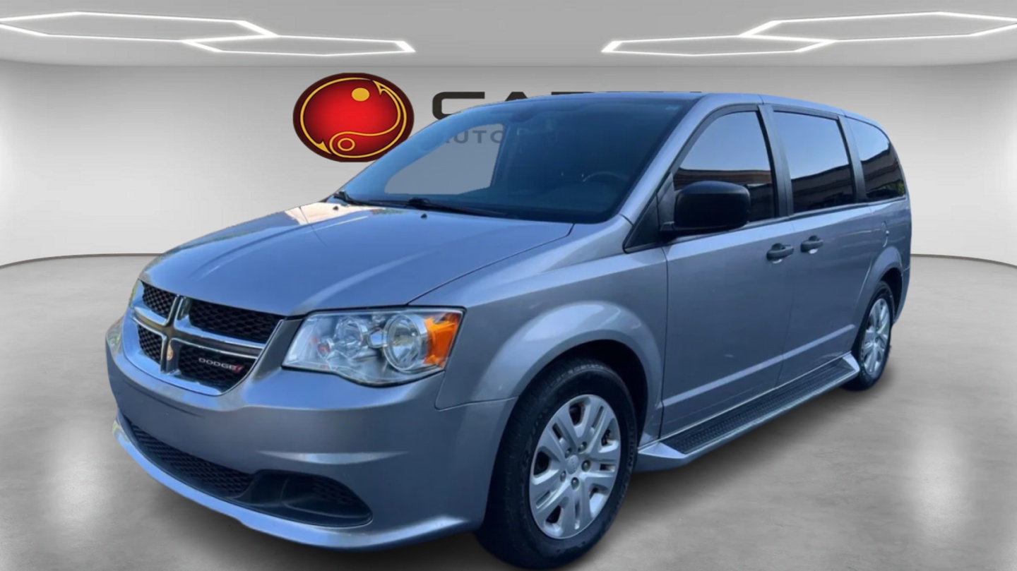 2019 Dodge Grand Caravan SE's photo