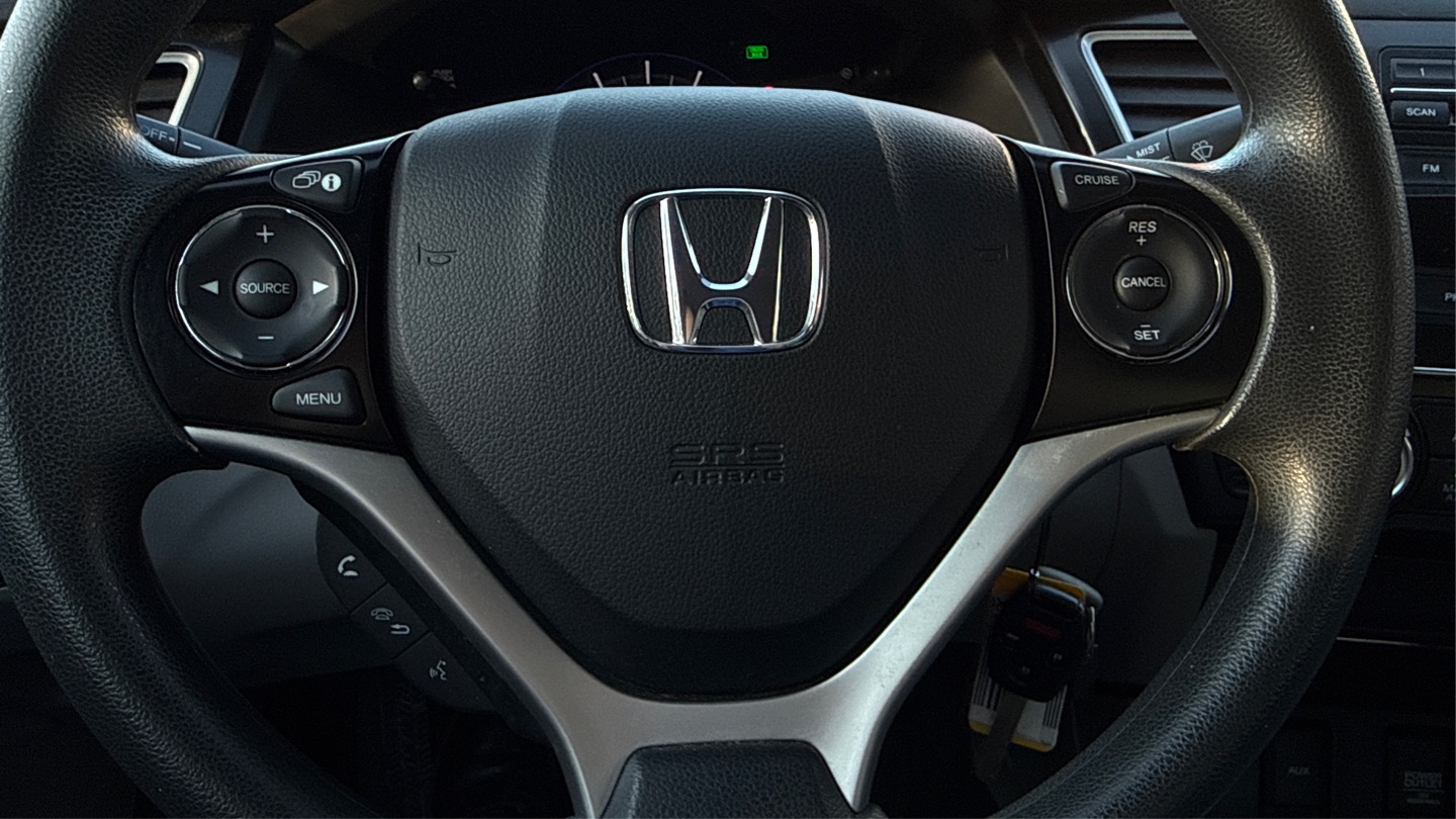 2013 Honda Civic LX Auto's photo