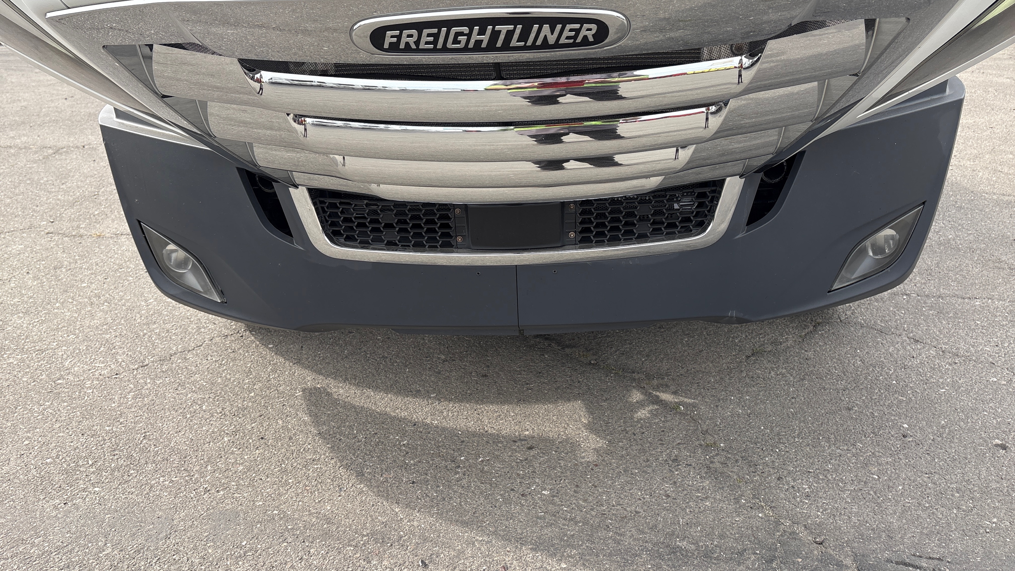 2024 Mack Anthem in Kansas City, MO — photo 7
