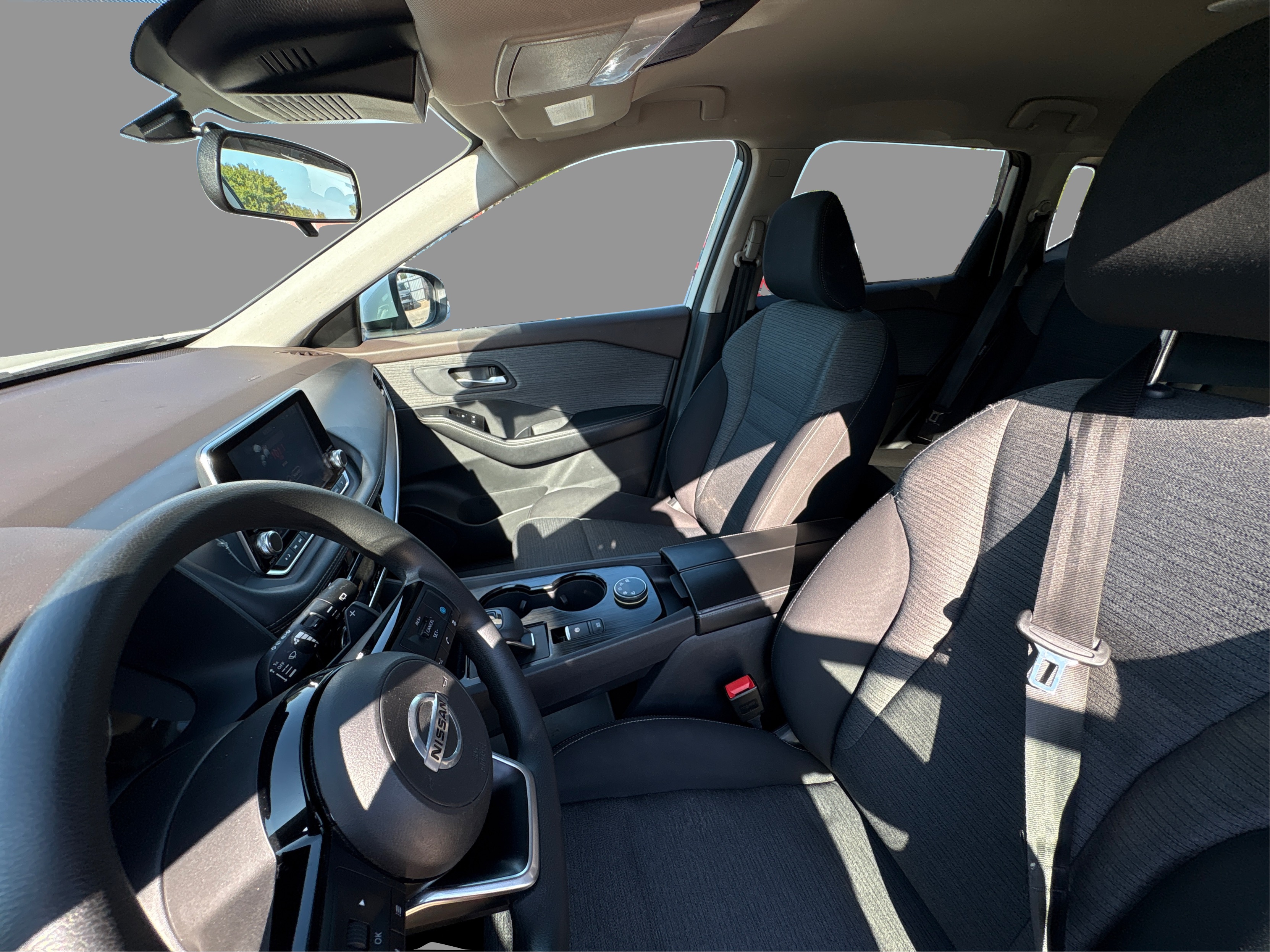2021 Nissan Rogue SV - Photo 12