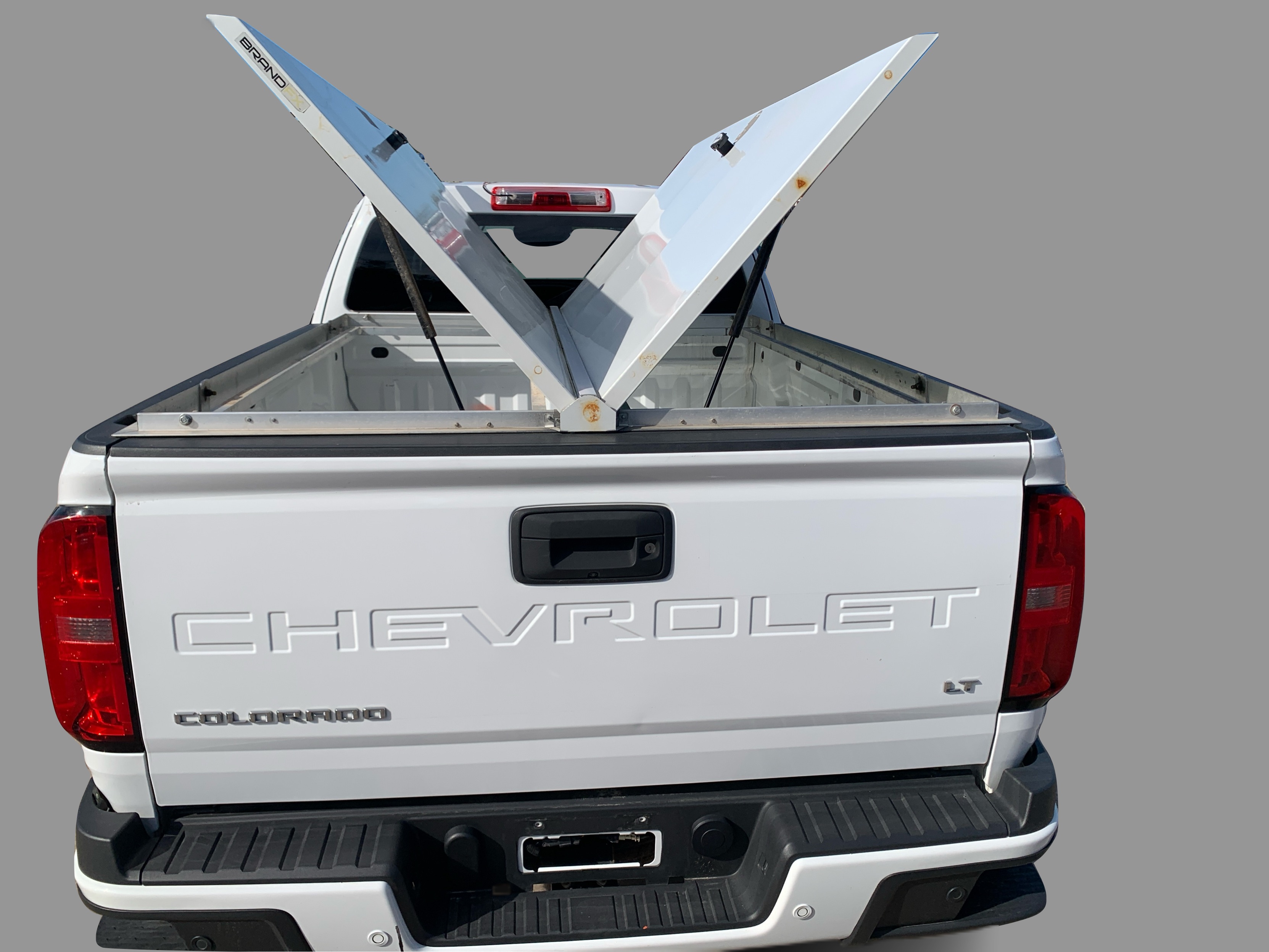 2022 Chevrolet Colorado LT - Photo 13