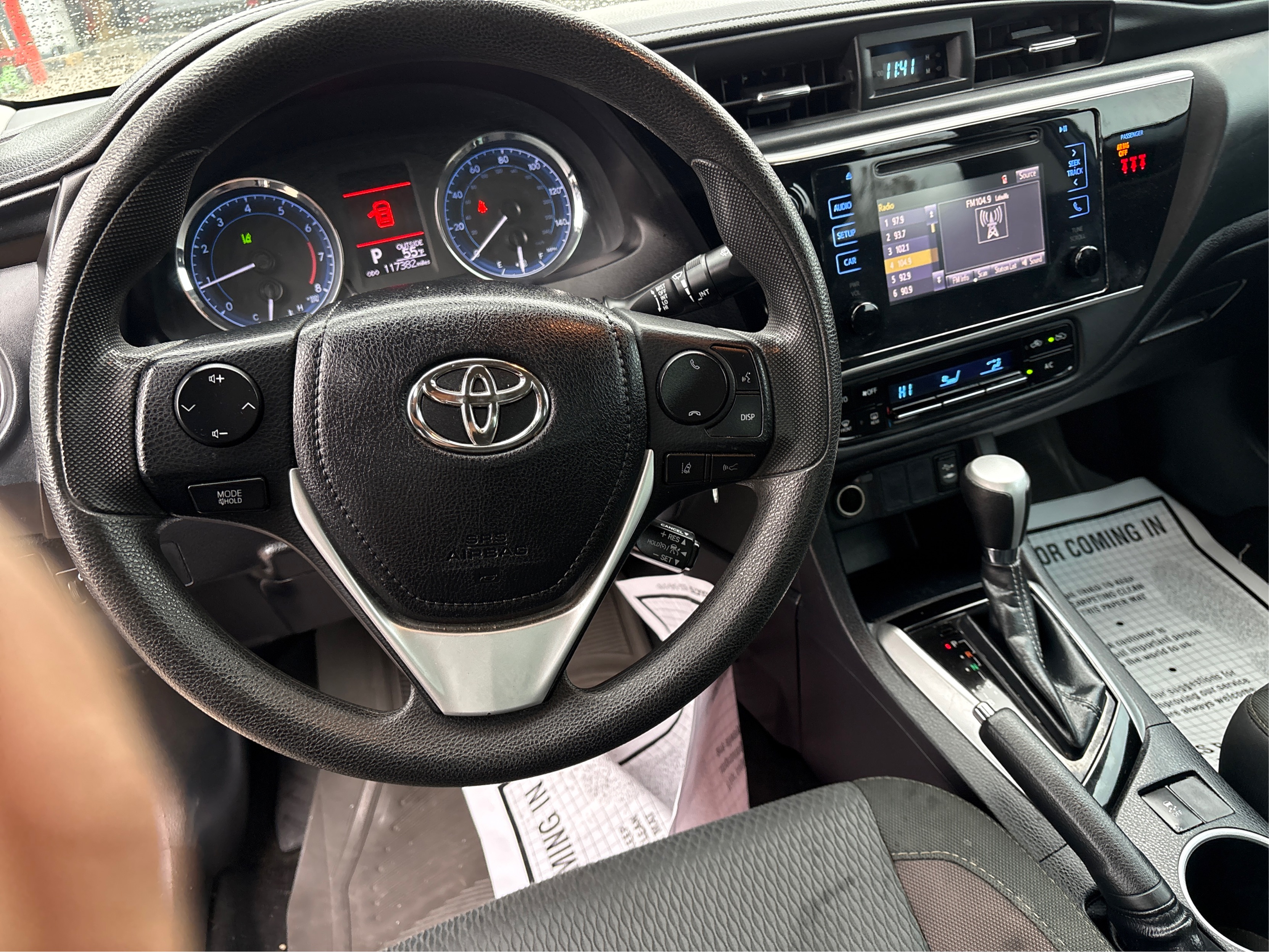 2019 Toyota Corolla LE - Photo 21
