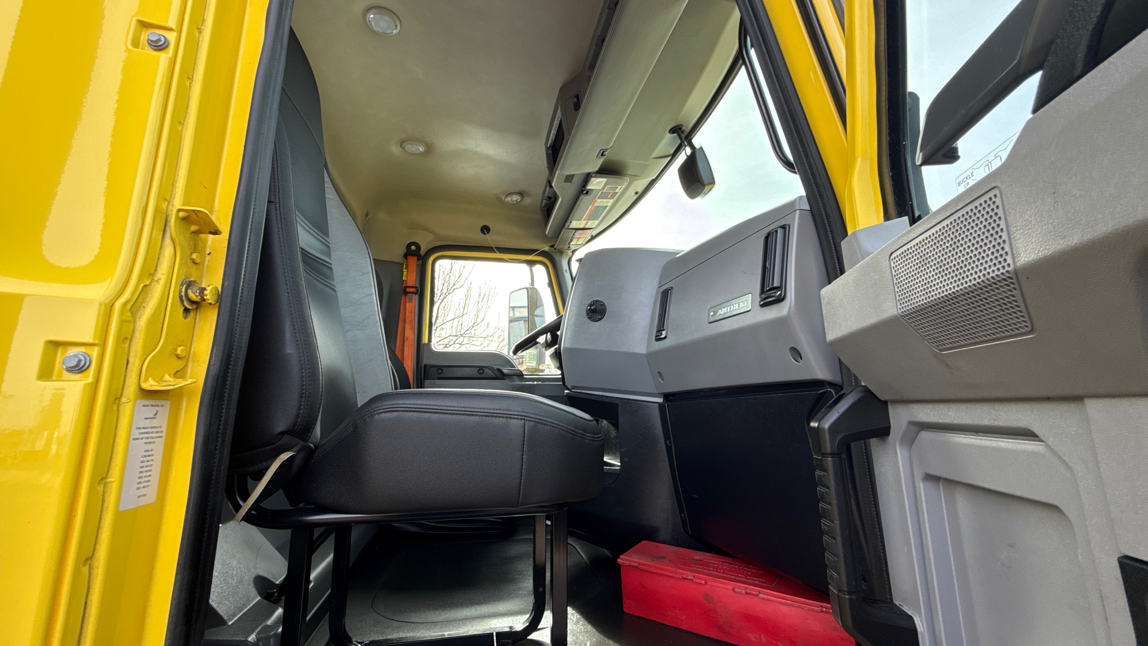 2023 Mack - image 36