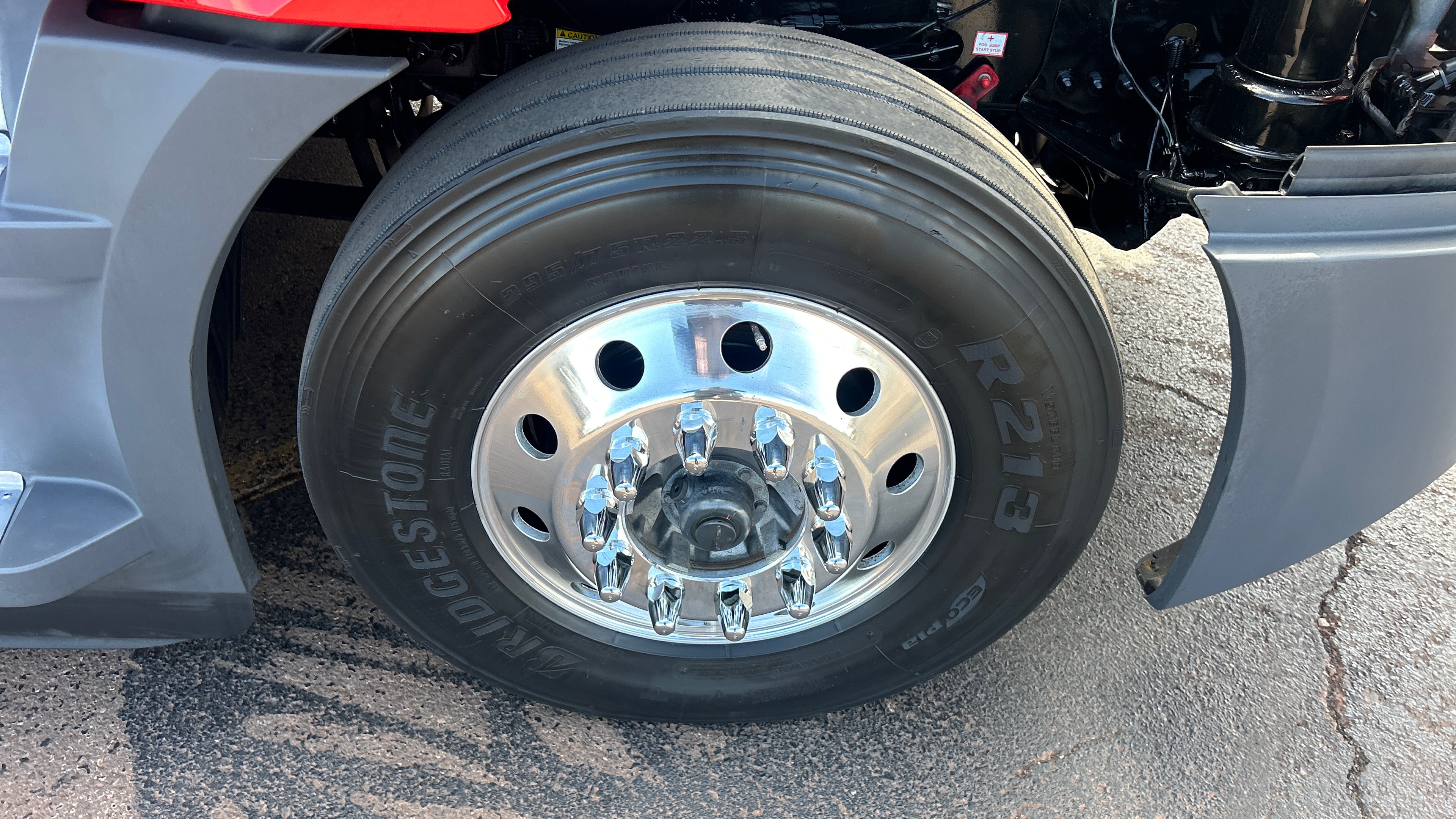 2023 Freightliner Cascadia - image 16