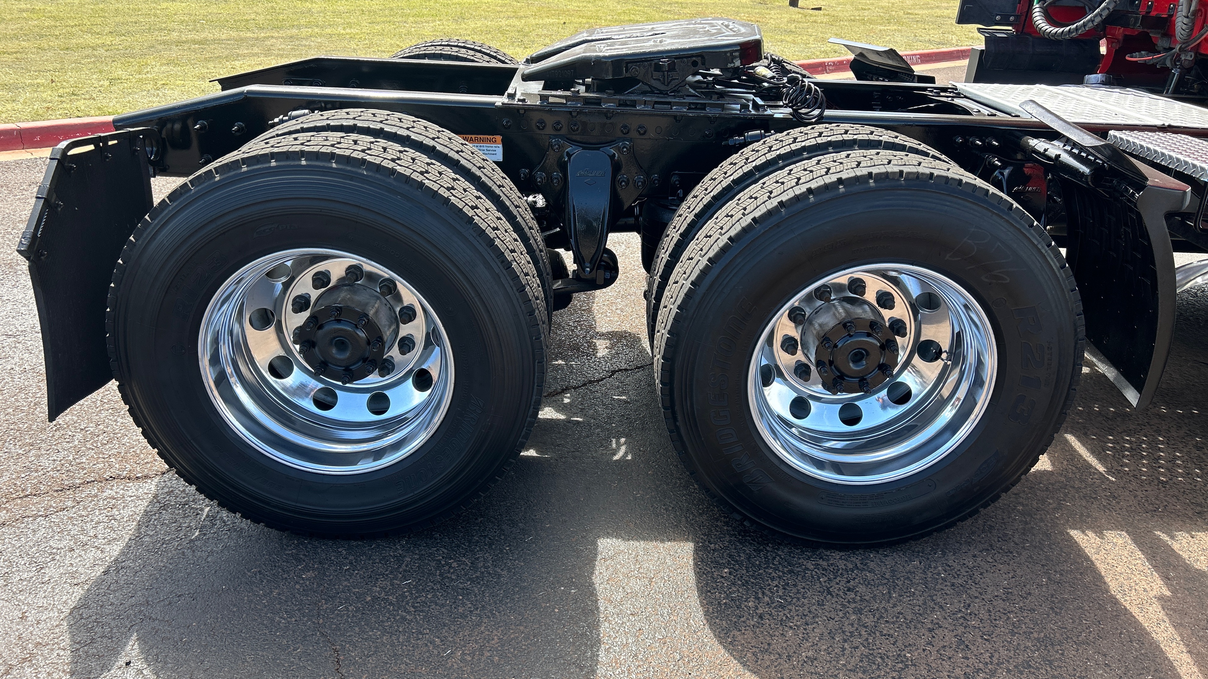 2023 Freightliner Cascadia - image 17