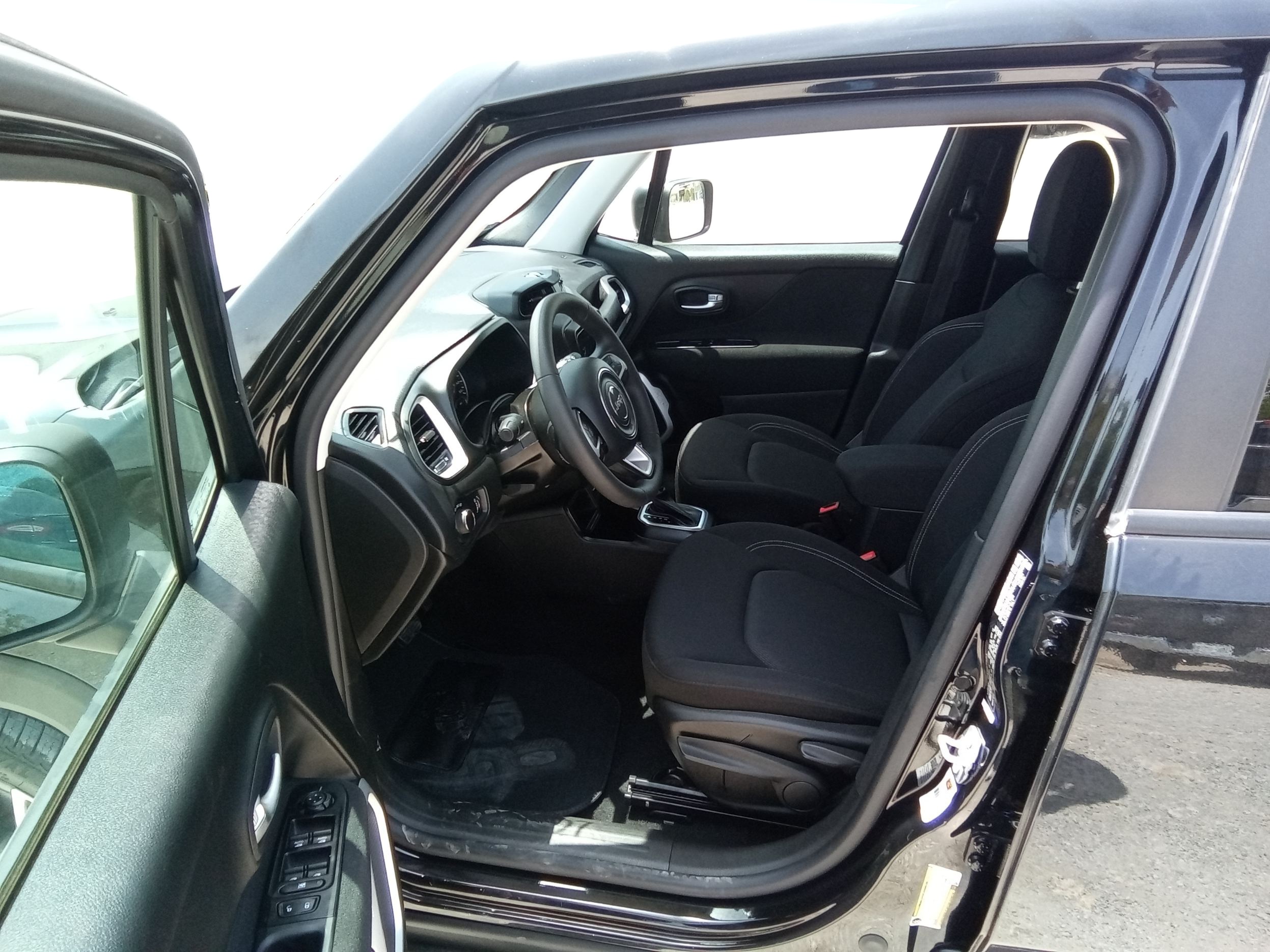 Neighborhood Autos, LLC - Used vehicle - SUV JEEP RENEGADE 2020