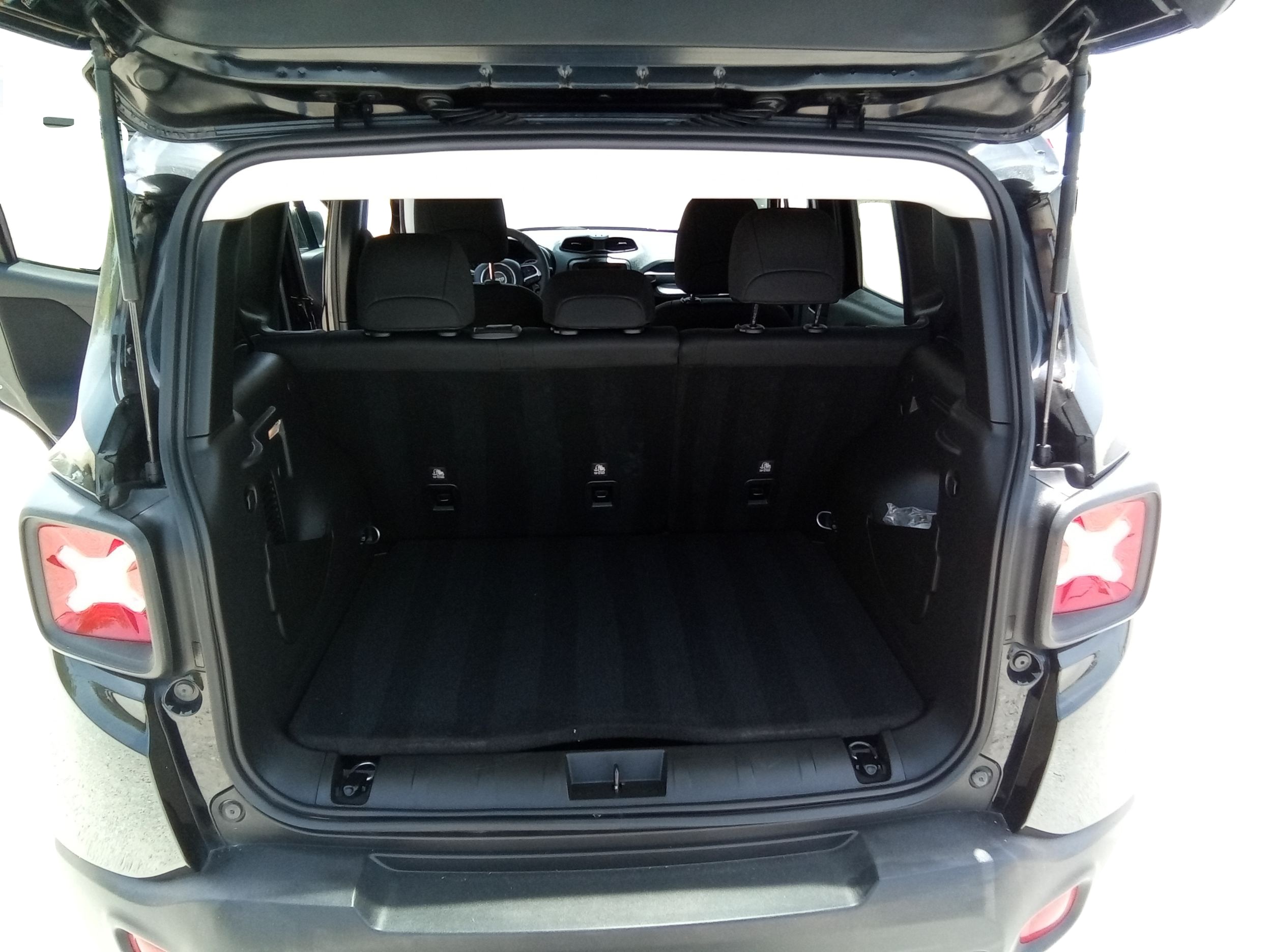 Neighborhood Autos, LLC - Used vehicle - SUV JEEP RENEGADE 2020