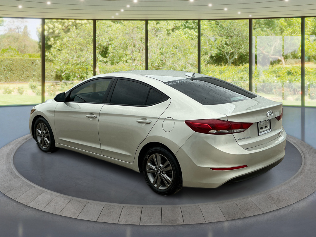 Neighborhood Autos, LLC - Used vehicle - Sedan HYUNDAI ELANTRA 2018