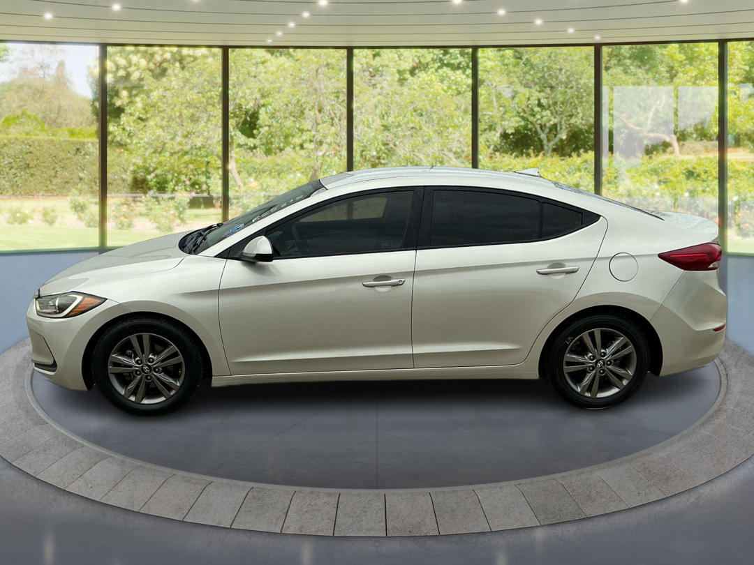 Neighborhood Autos, LLC - Used vehicle - Sedan HYUNDAI ELANTRA 2018