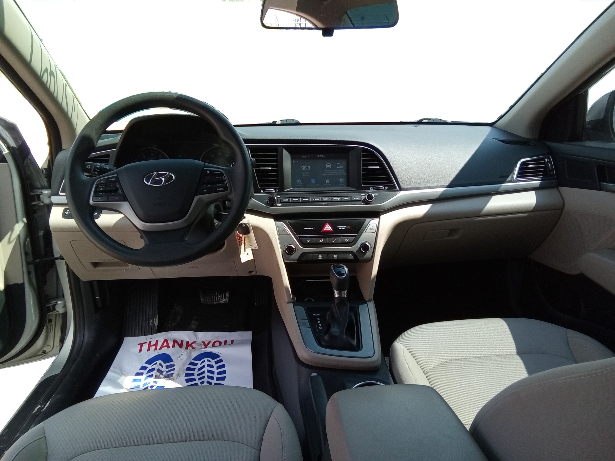 Neighborhood Autos, LLC - Used vehicle - Sedan HYUNDAI ELANTRA 2018