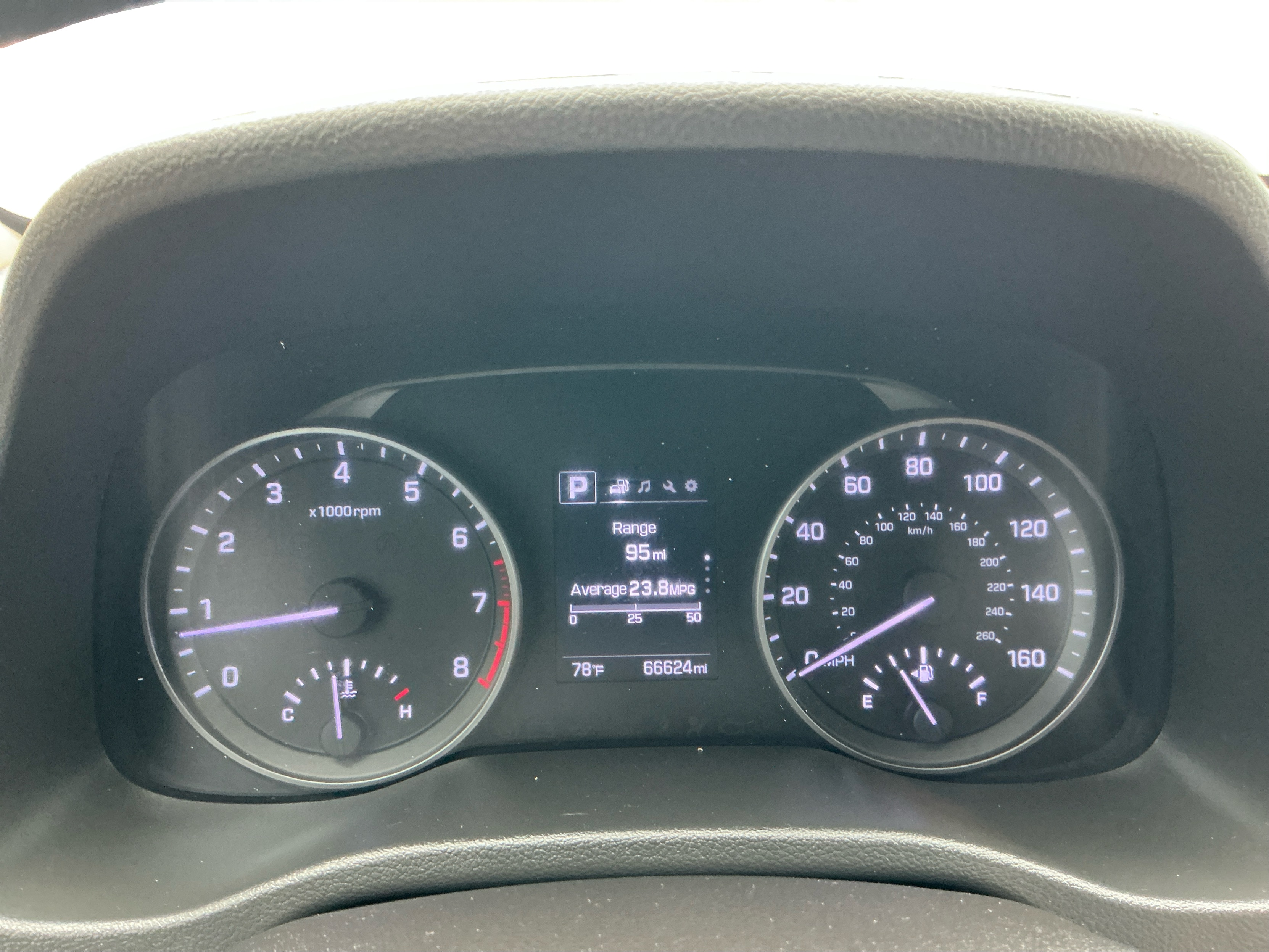 Neighborhood Autos, LLC - Used vehicle - Sedan HYUNDAI ELANTRA 2018