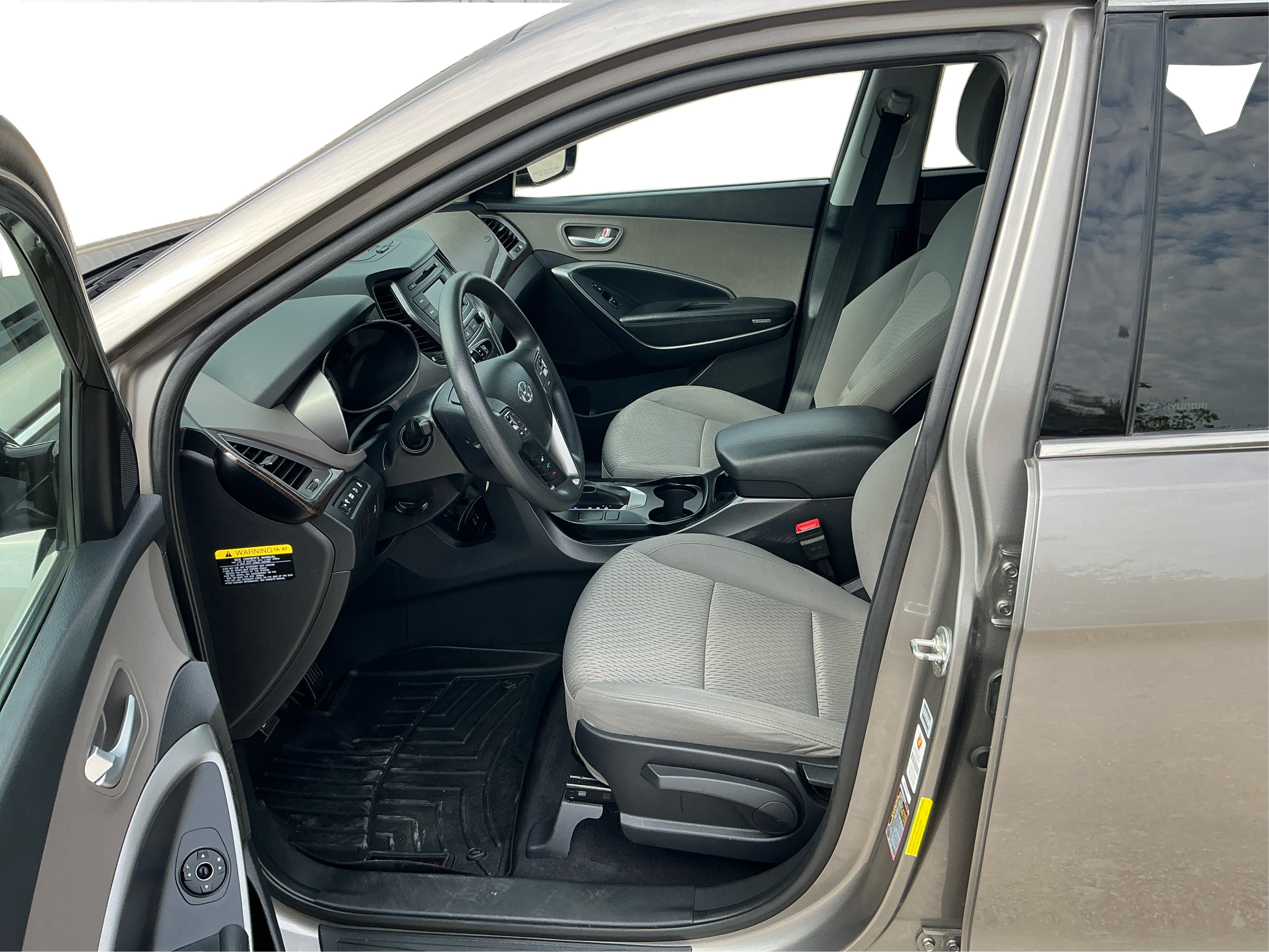 Neighborhood Autos, LLC - Used vehicle - SUV HYUNDAI SANTA FE SPORT 2018