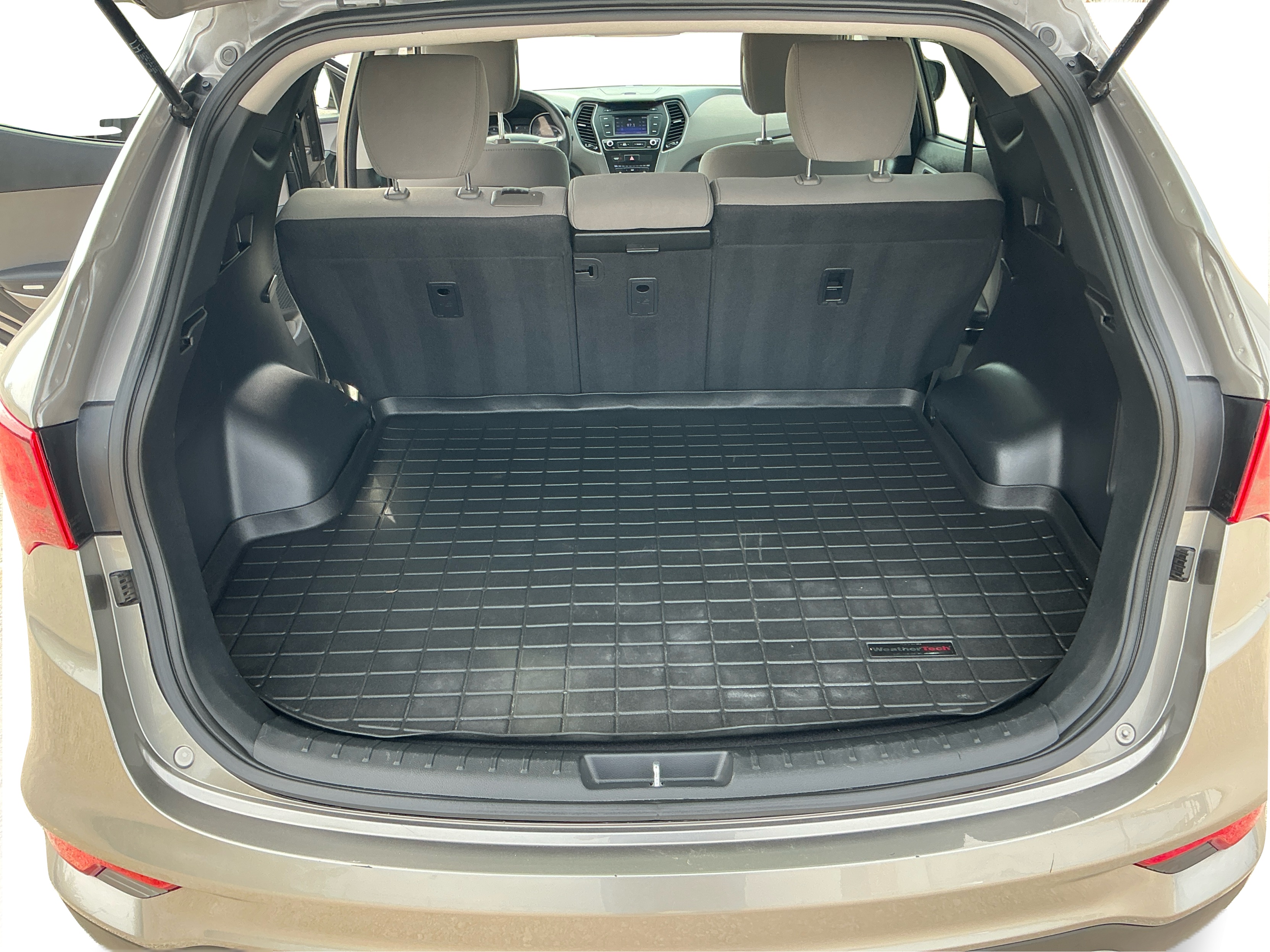 Neighborhood Autos, LLC - Used vehicle - SUV HYUNDAI SANTA FE SPORT 2018