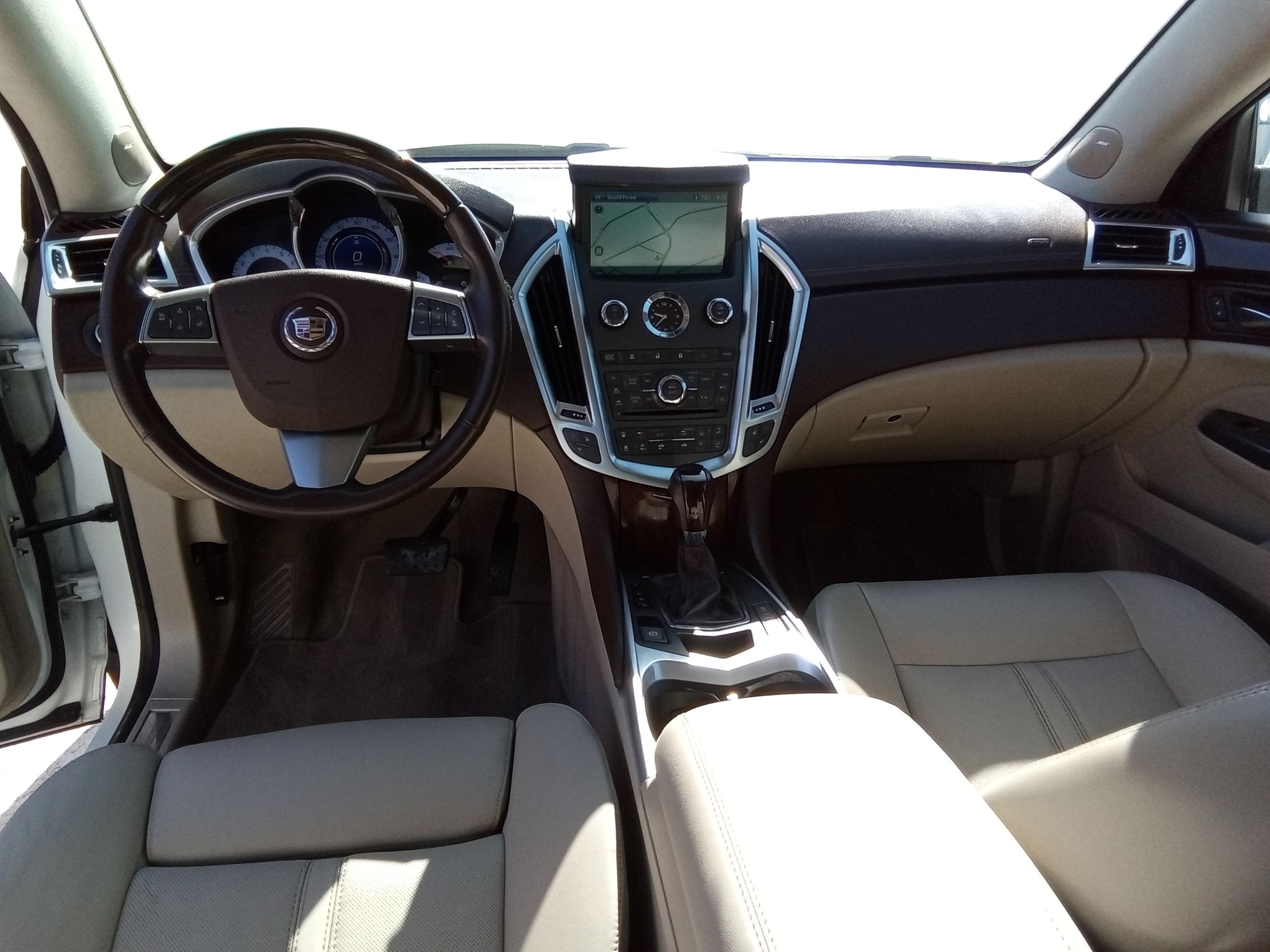 Neighborhood Autos, LLC - Used vehicle - SUV CADILLAC SRX 2012