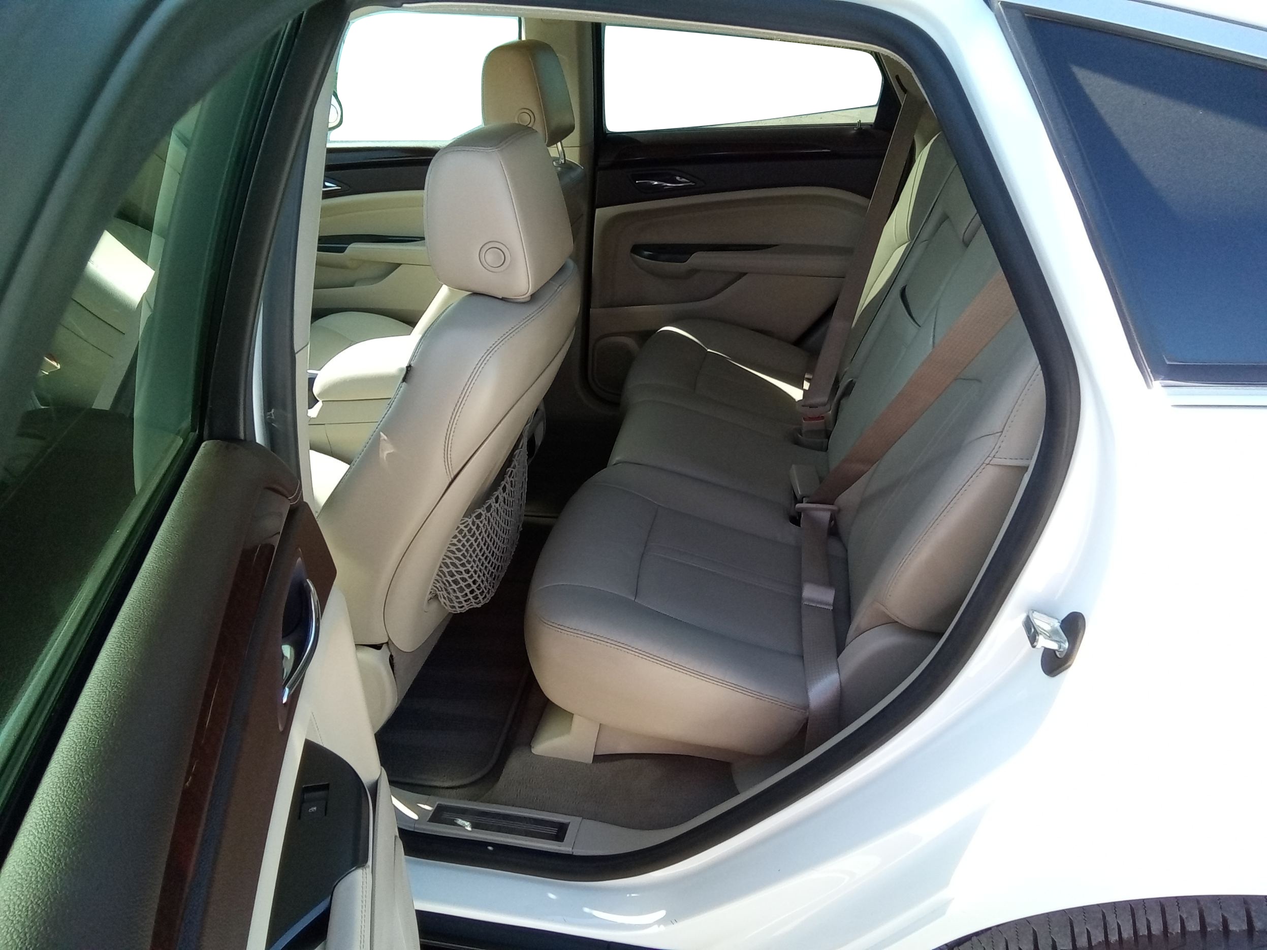 Neighborhood Autos, LLC - Used vehicle - SUV CADILLAC SRX 2012