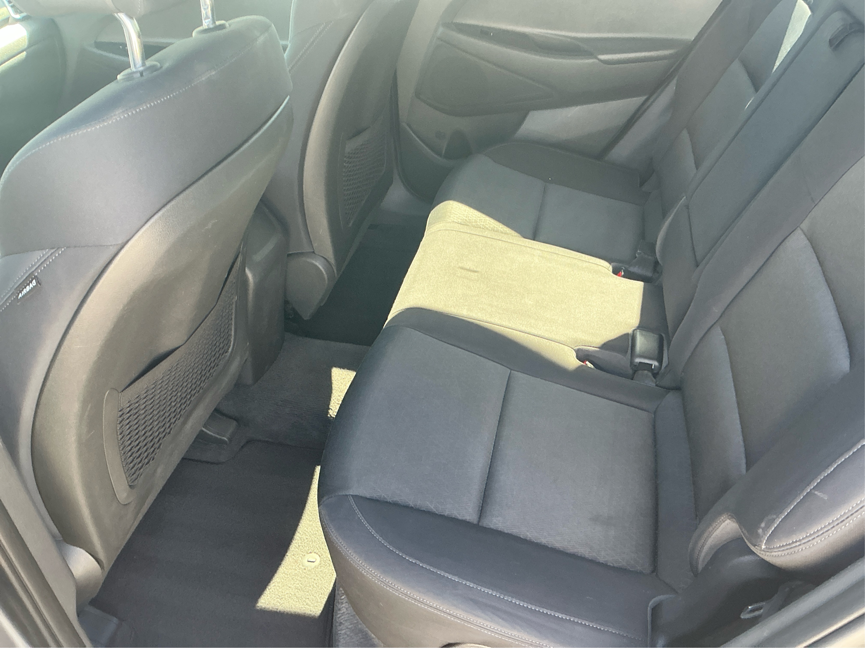 Neighborhood Autos, LLC - Used vehicle - SUV HYUNDAI TUCSON 2016