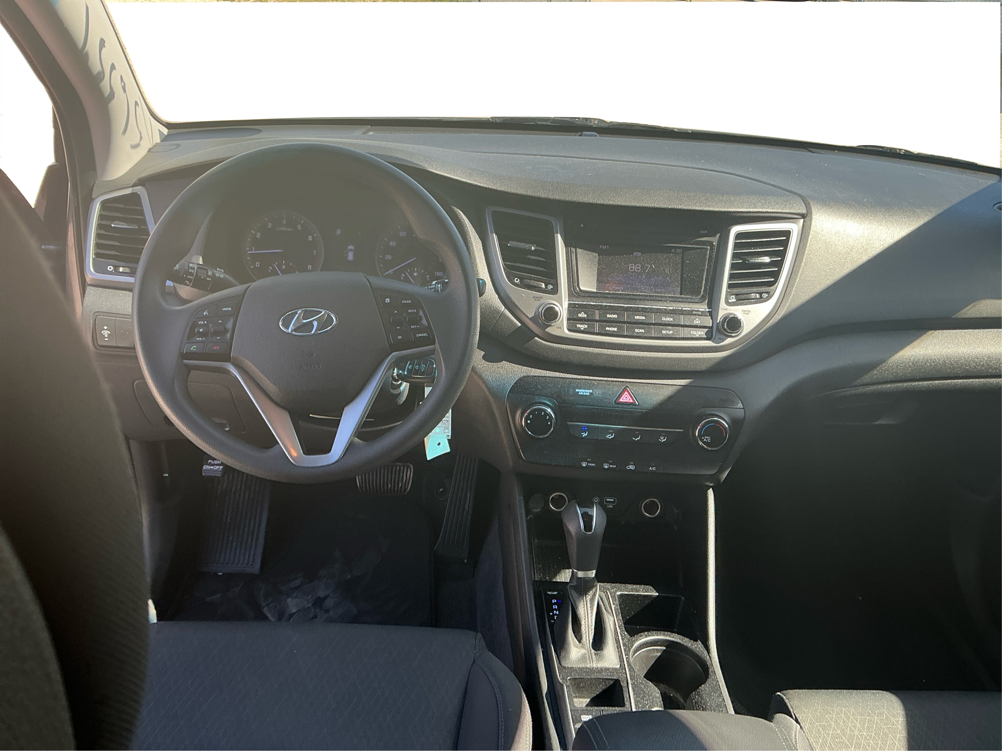 Neighborhood Autos, LLC - Used vehicle - SUV HYUNDAI TUCSON 2016