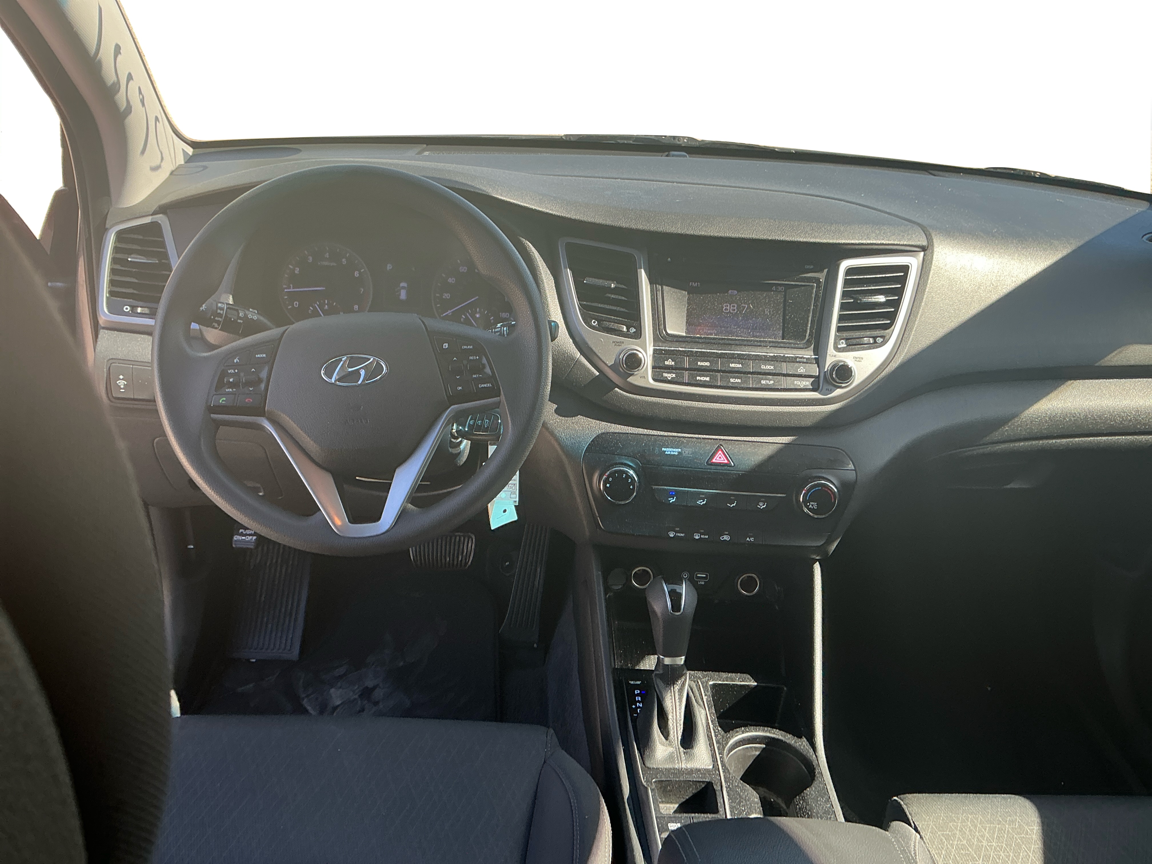 Neighborhood Autos, LLC - Used vehicle - SUV HYUNDAI TUCSON 2016