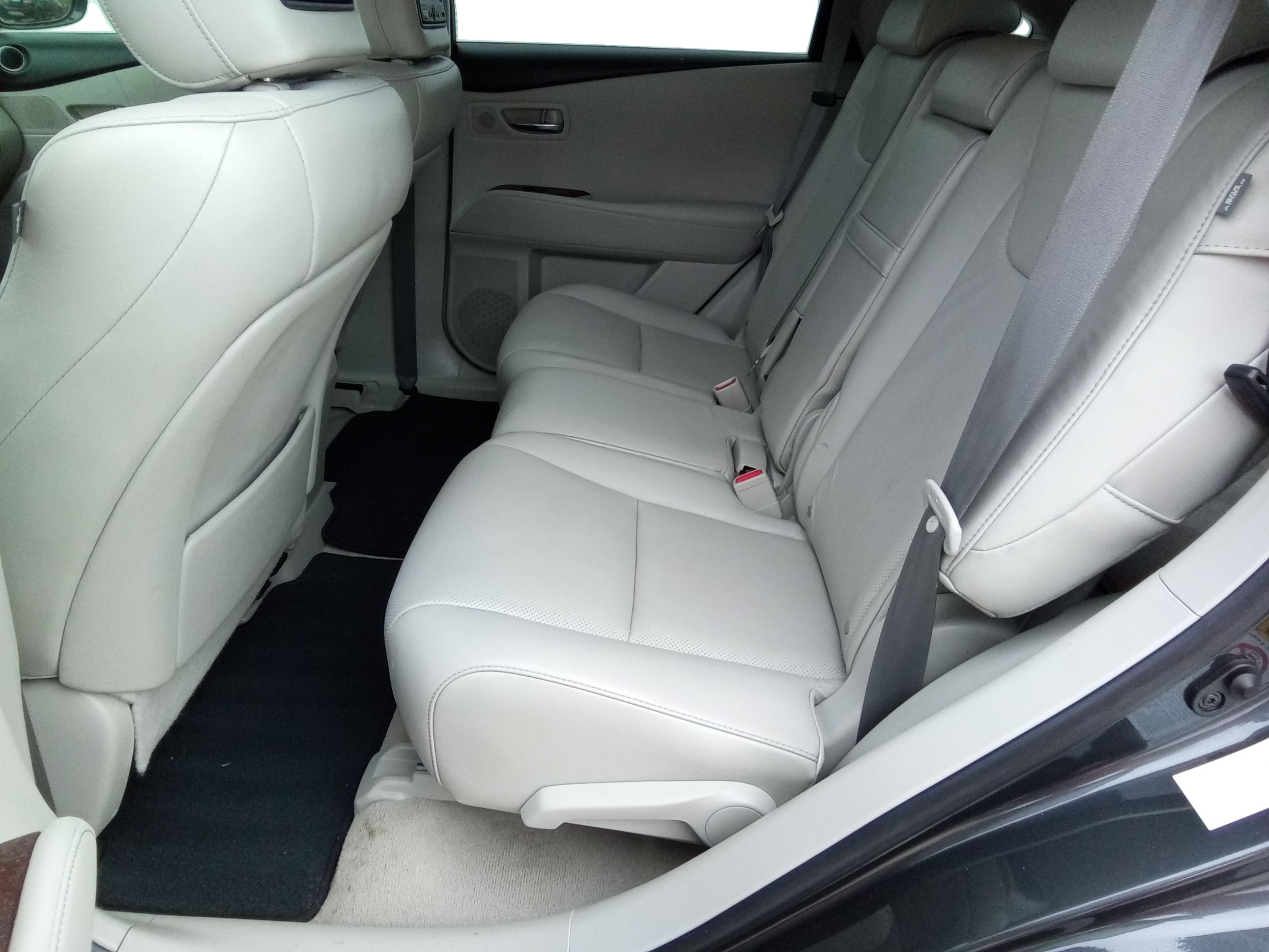Neighborhood Autos, LLC - Used vehicle - SUV LEXUS RX 350 2010