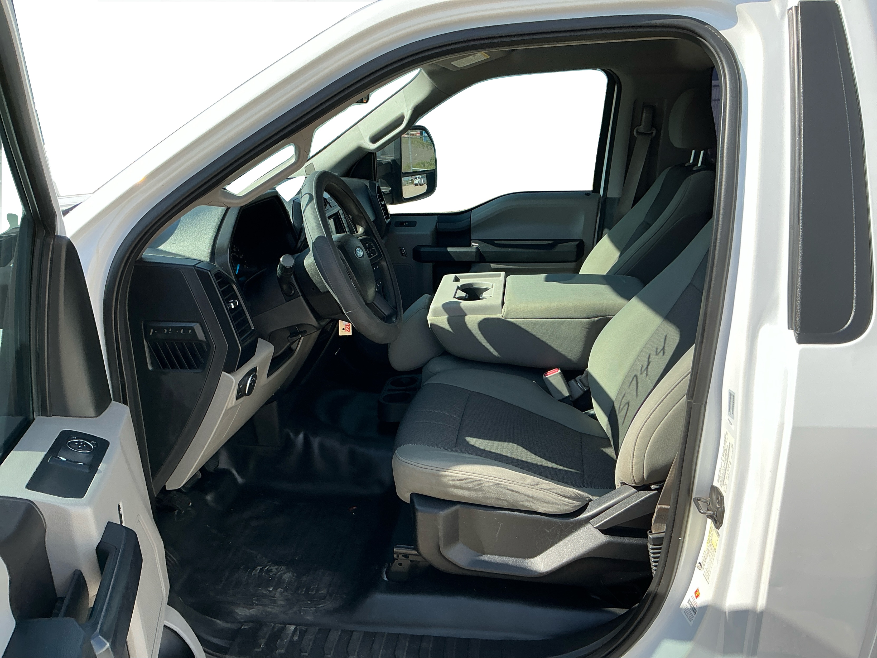 Neighborhood Autos, LLC - Used vehicle - TRUCK FORD F-150 2016