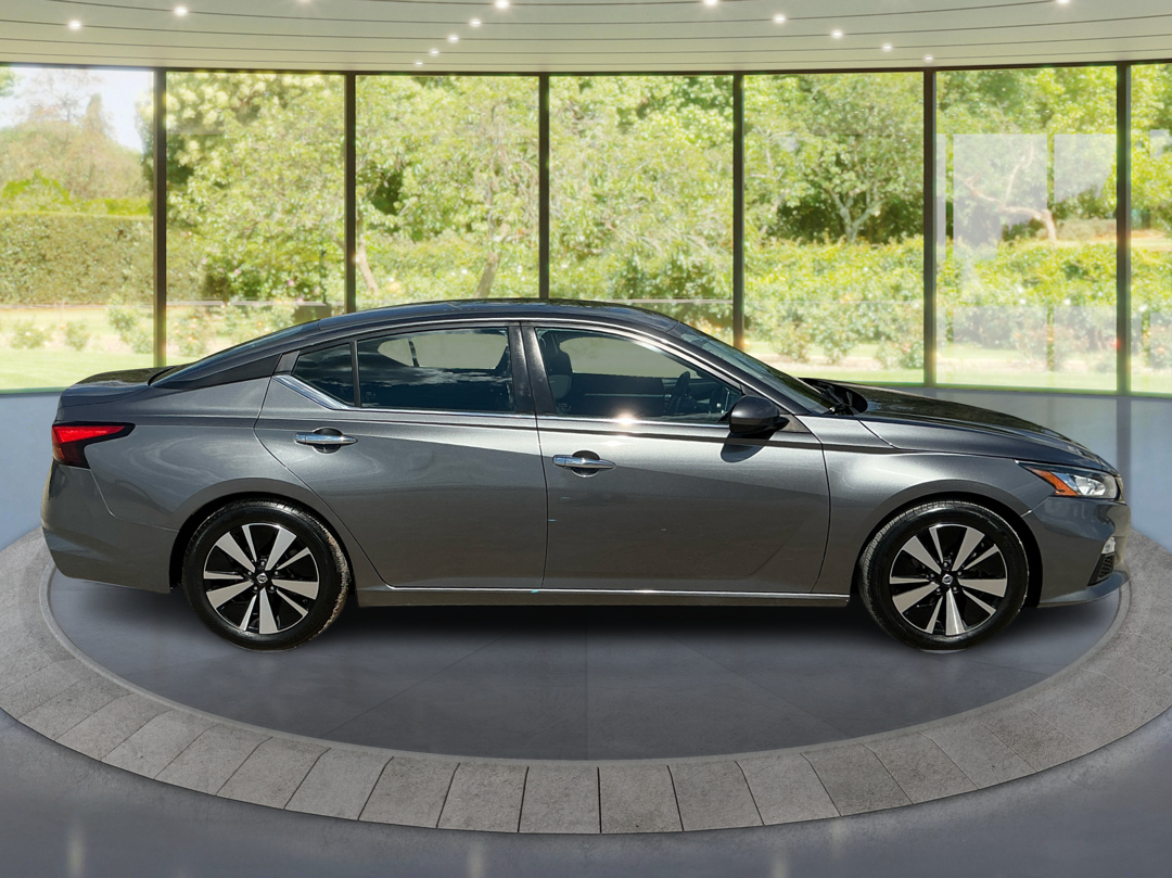 Neighborhood Autos, LLC - Used vehicle - SEDAN NISSAN ALTIMA 2022