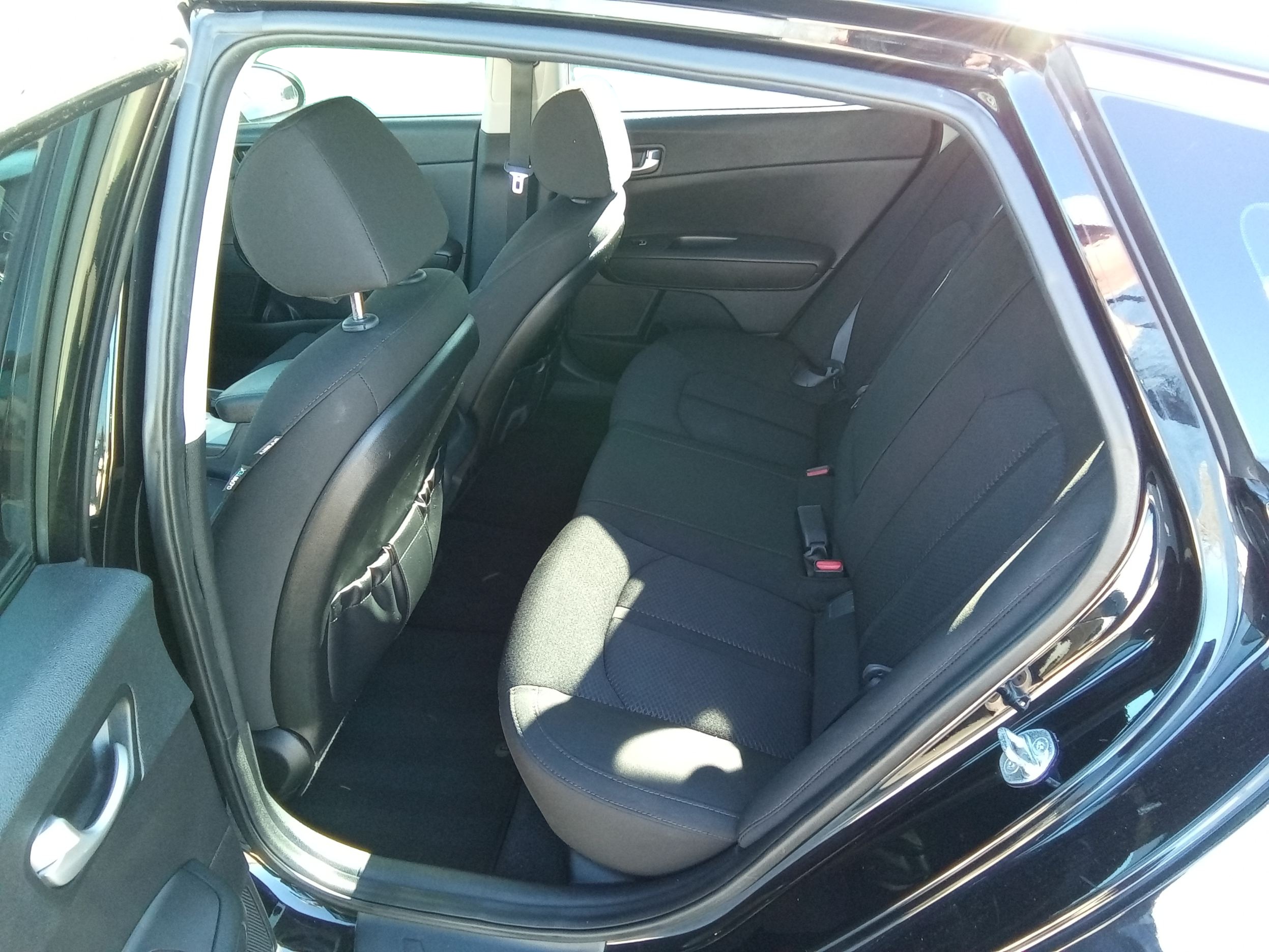 Neighborhood Autos, LLC - Used vehicle - SEDAN KIA OPTIMA 2017