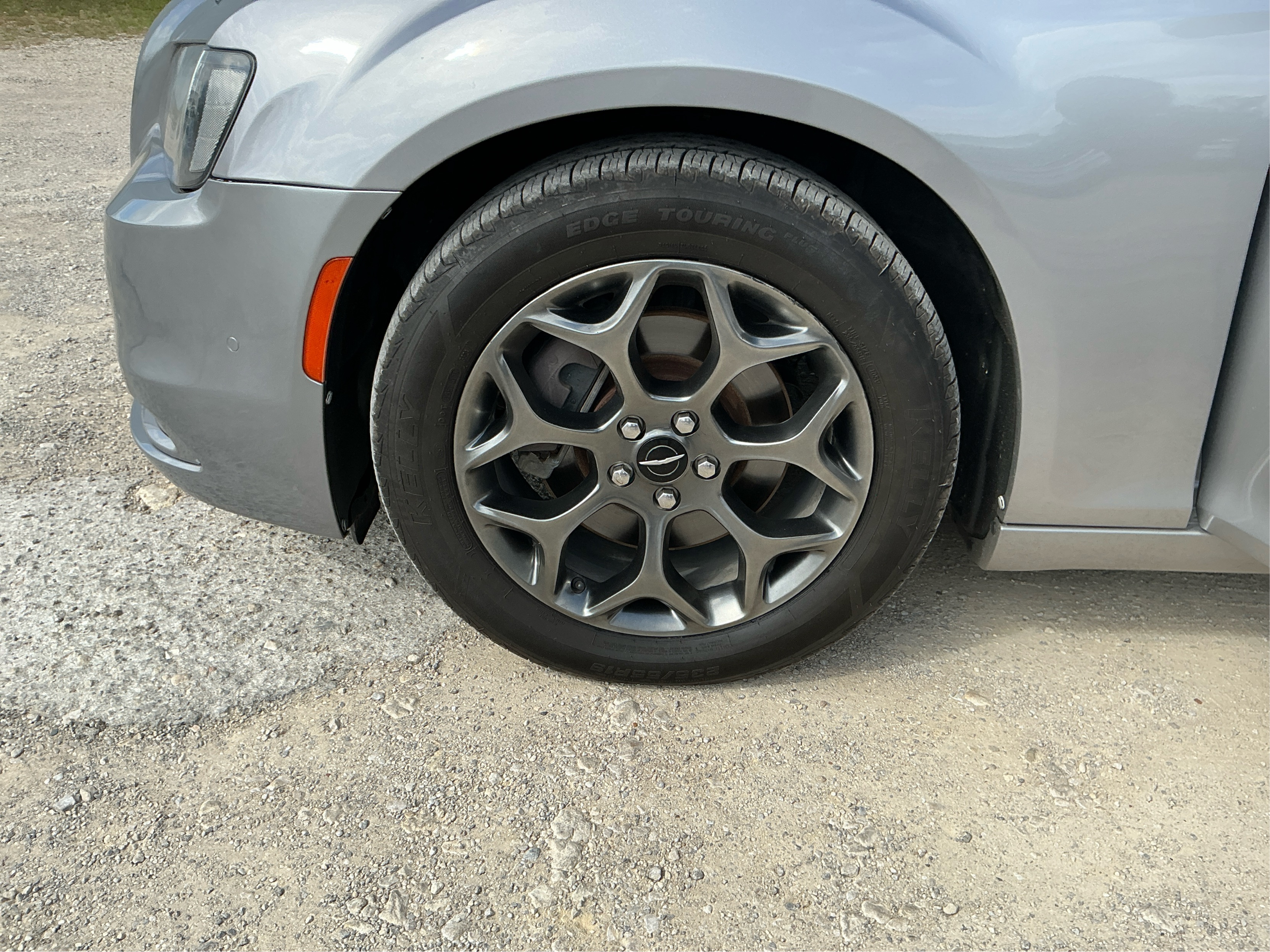 Neighborhood Autos, LLC - Used vehicle - SEDAN CHRYSLER 300 2018