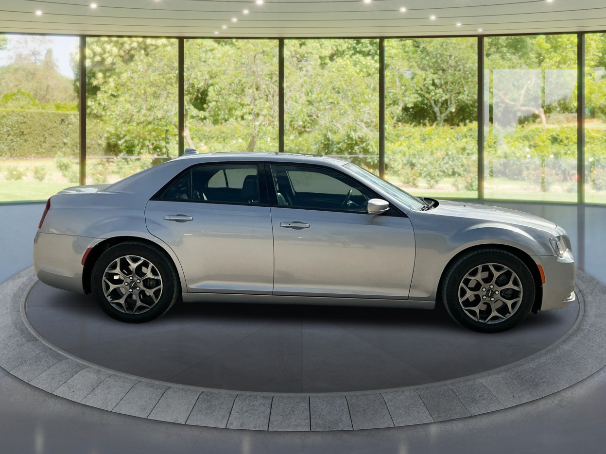 Neighborhood Autos, LLC - Used vehicle - SEDAN CHRYSLER 300 2018