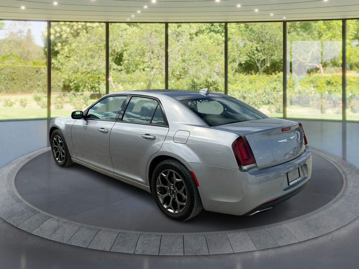 Neighborhood Autos, LLC - Used vehicle - SEDAN CHRYSLER 300 2018