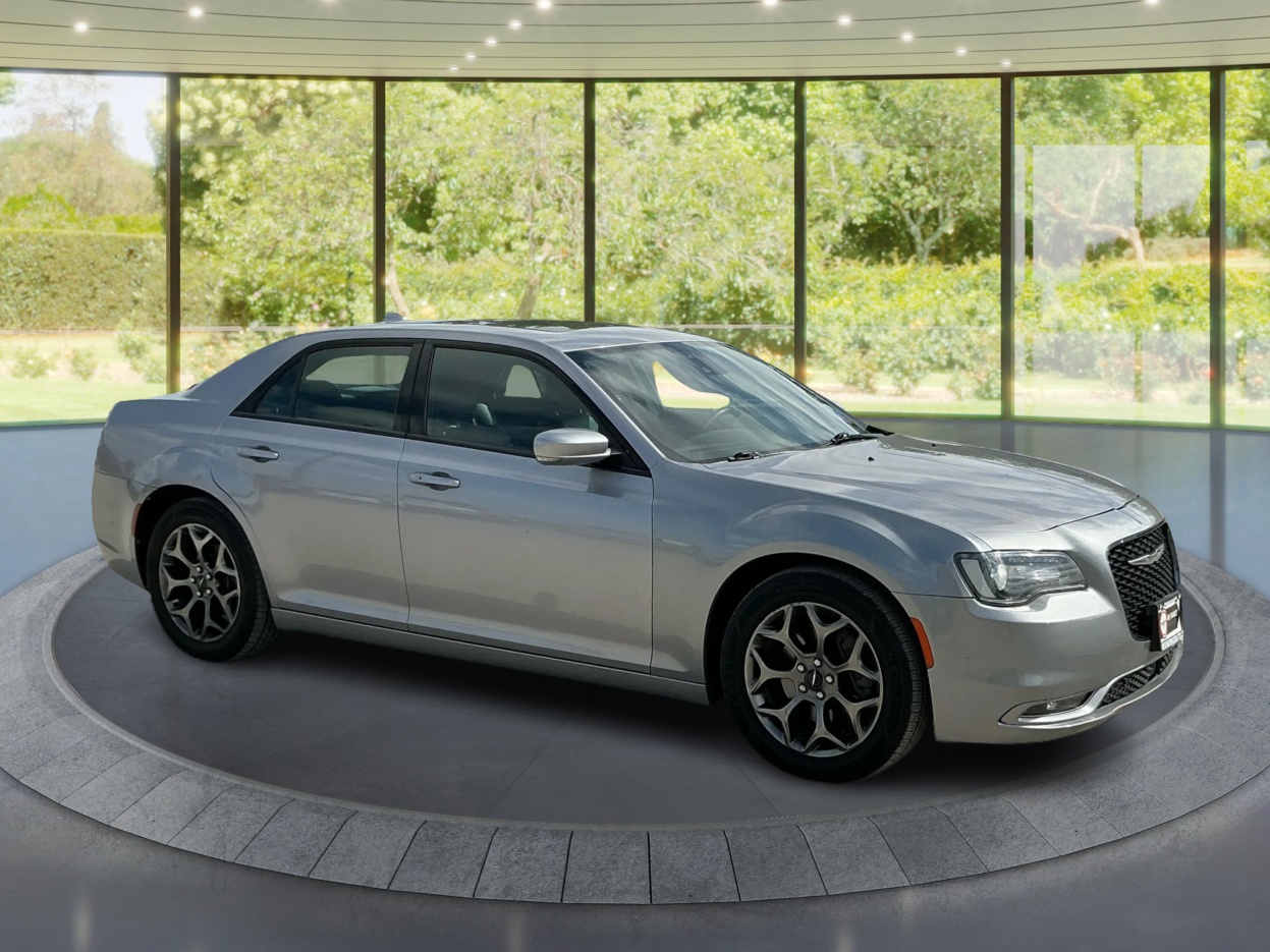 Neighborhood Autos, LLC - Used vehicle - SEDAN CHRYSLER 300 2018