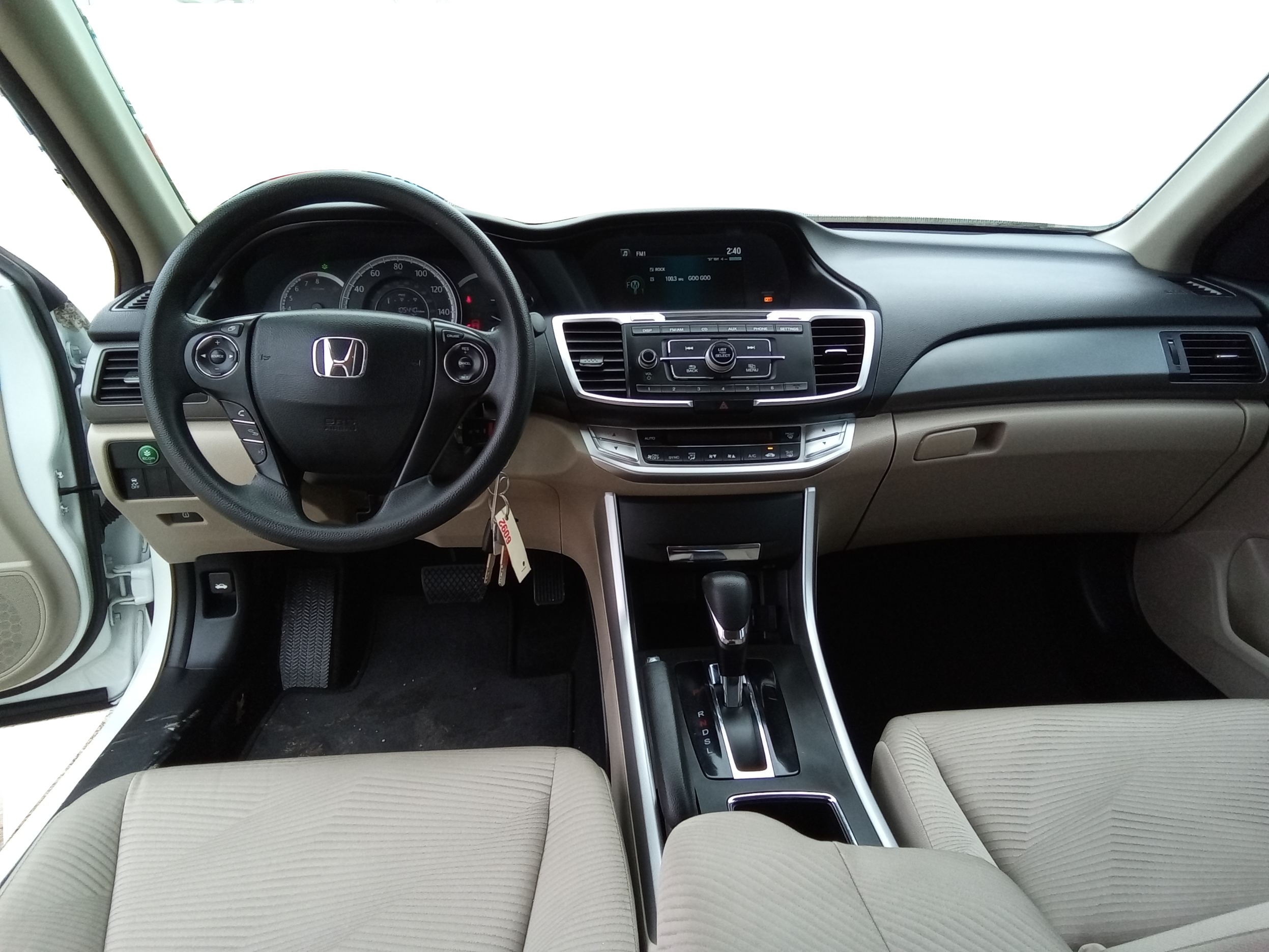 Neighborhood Autos, LLC - Used vehicle - Sedan HONDA ACCORD 2015
