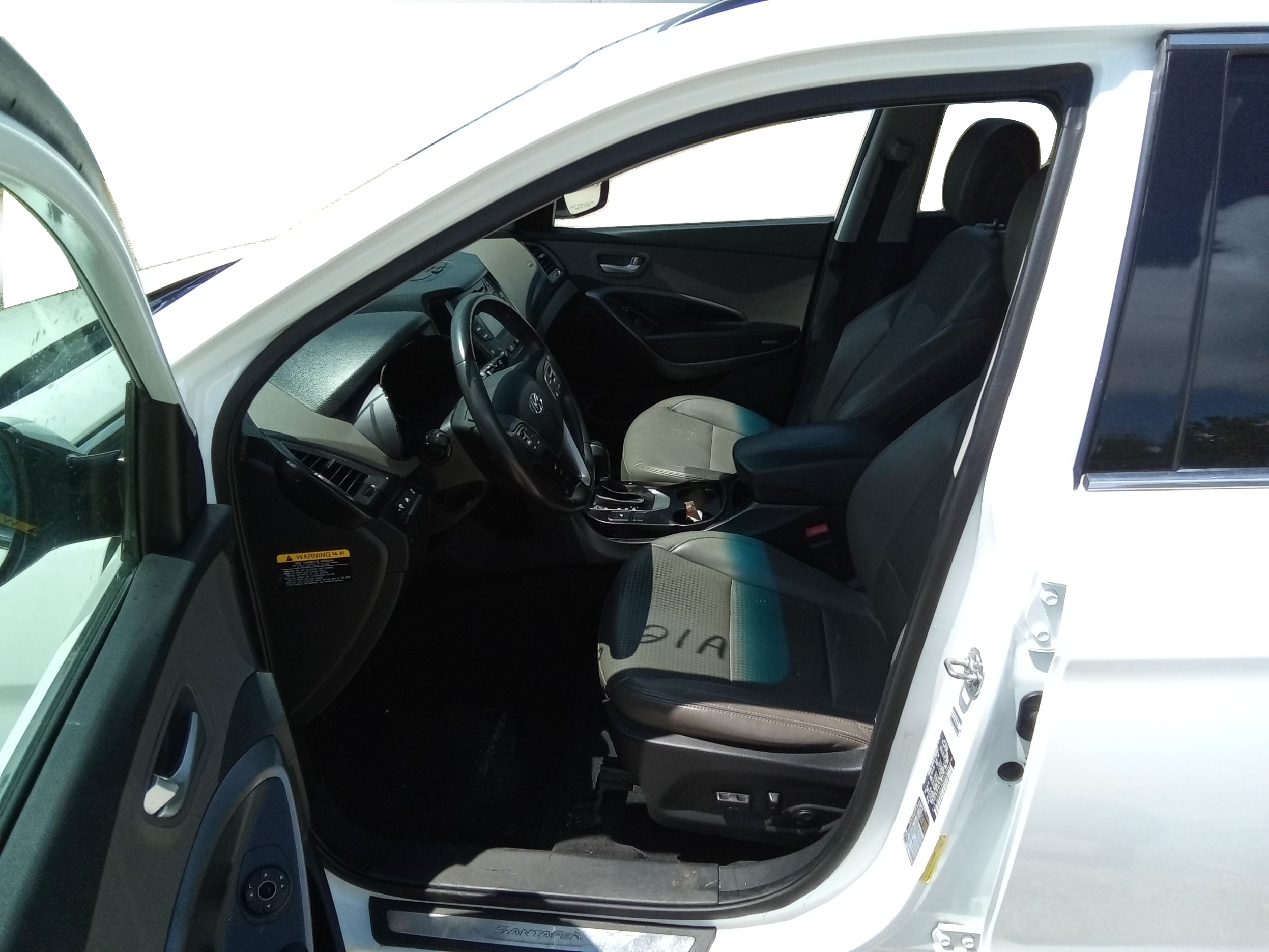 Neighborhood Autos, LLC - Used vehicle - SUV HYUNDAI SANTA FE 2013