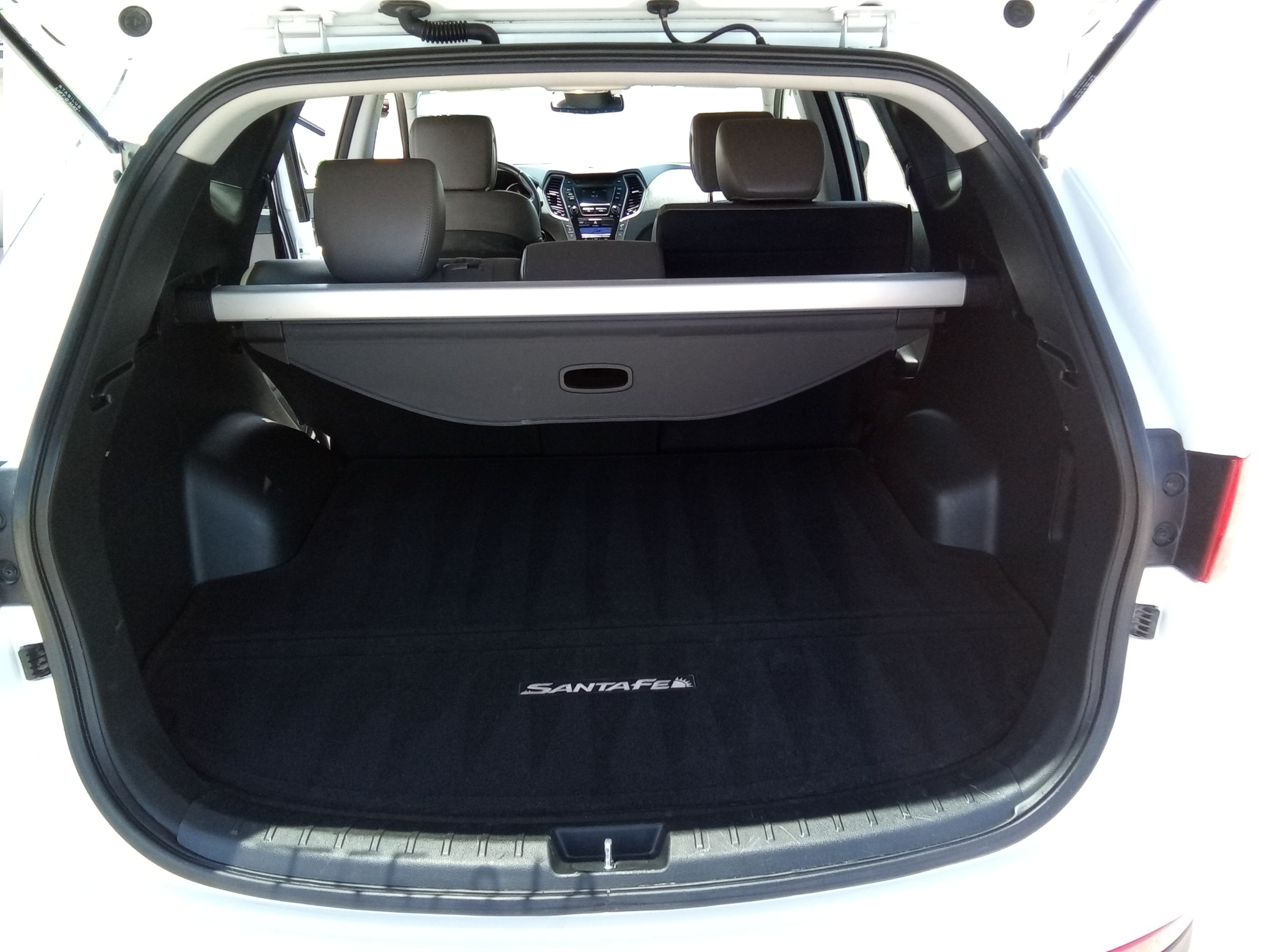 Neighborhood Autos, LLC - Used vehicle - SUV HYUNDAI SANTA FE 2013