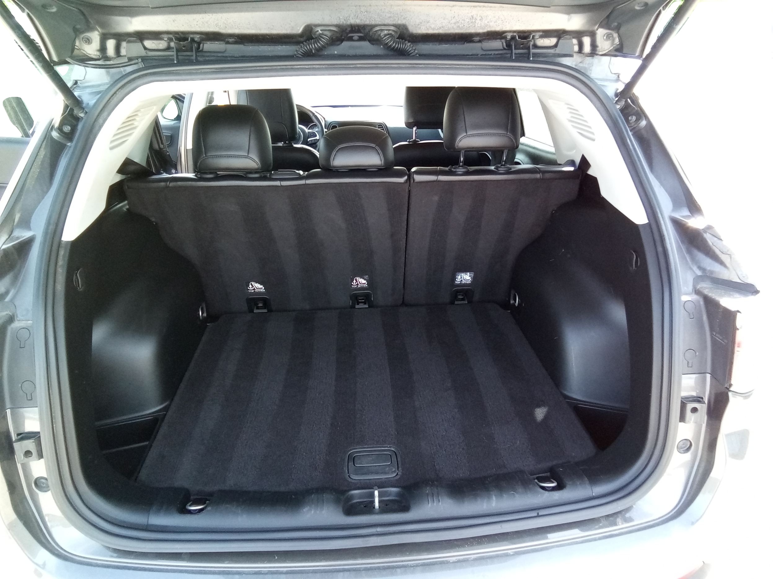 Neighborhood Autos, LLC - Used vehicle - SUV JEEP COMPASS 2017