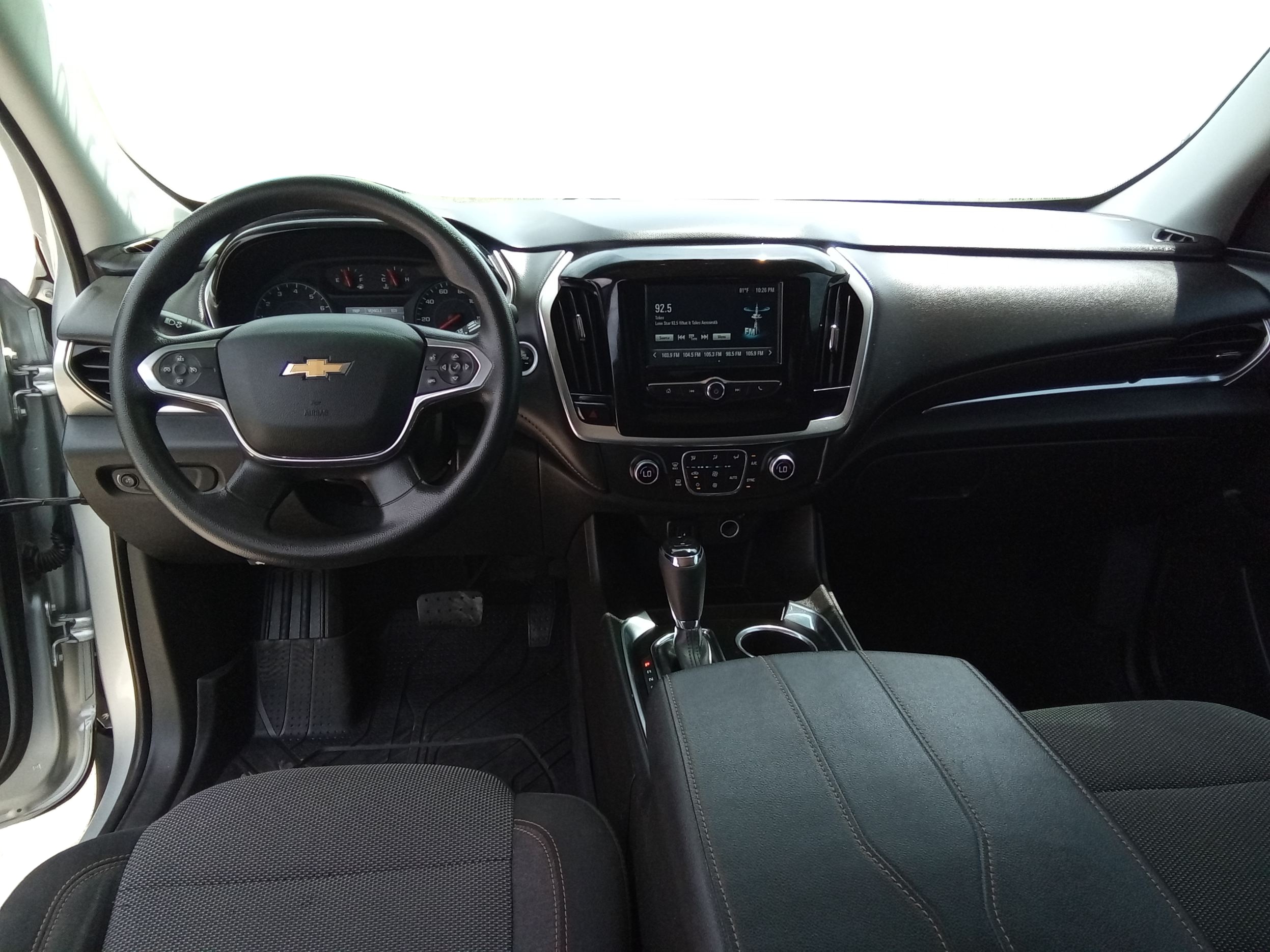 Neighborhood Autos, LLC - Used vehicle - SUV CHEVROLET TRAVERSE 2018