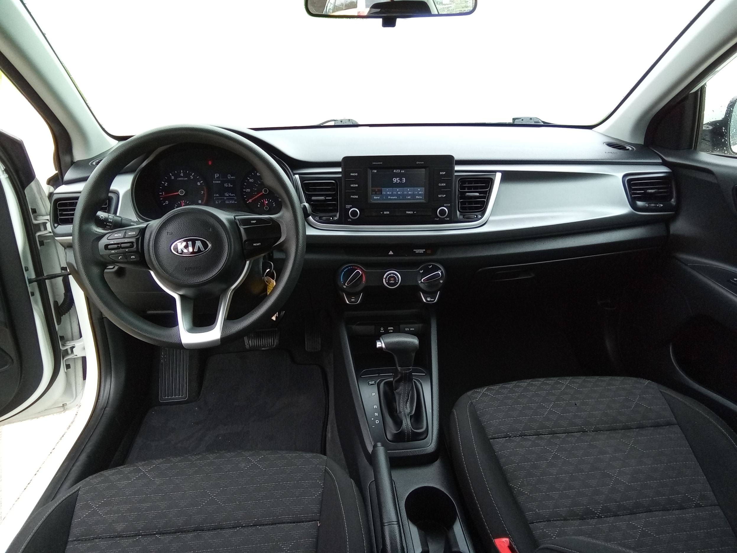 Neighborhood Autos, LLC - Used vehicle - Sedan KIA RIO 2019