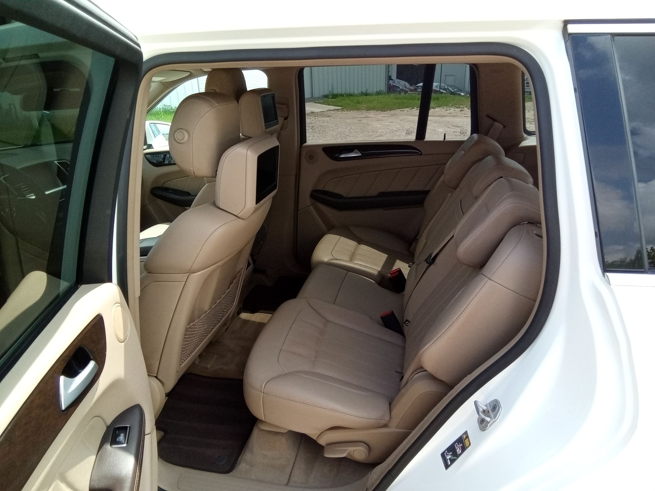 Neighborhood Autos, LLC - Used vehicle - SUV MERCEDES-BENZ GL-CLASS 2015