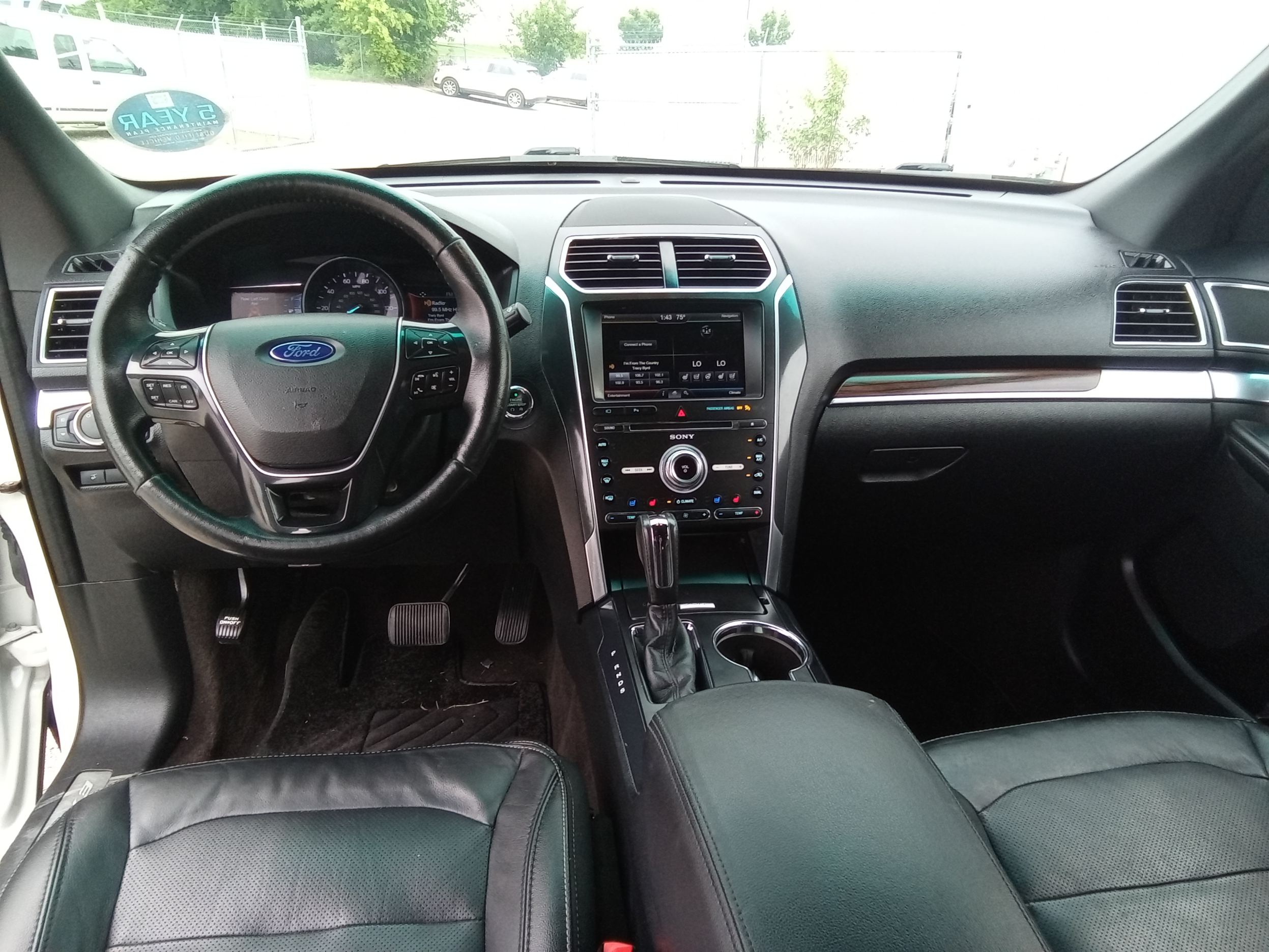 Neighborhood Autos, LLC - Used vehicle - SUV FORD EXPLORER 2016