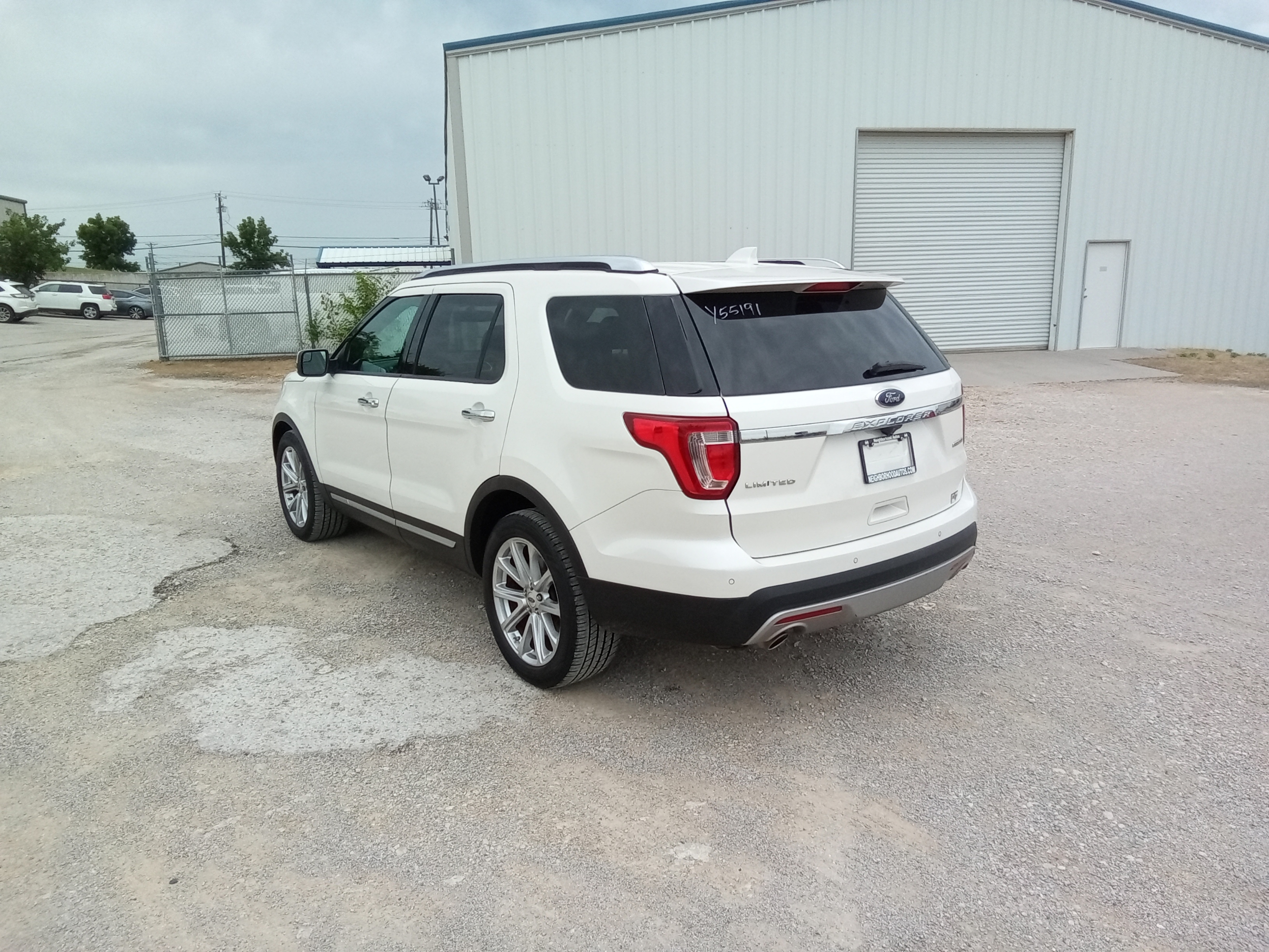 Neighborhood Autos, LLC - Used vehicle - SUV FORD EXPLORER 2016
