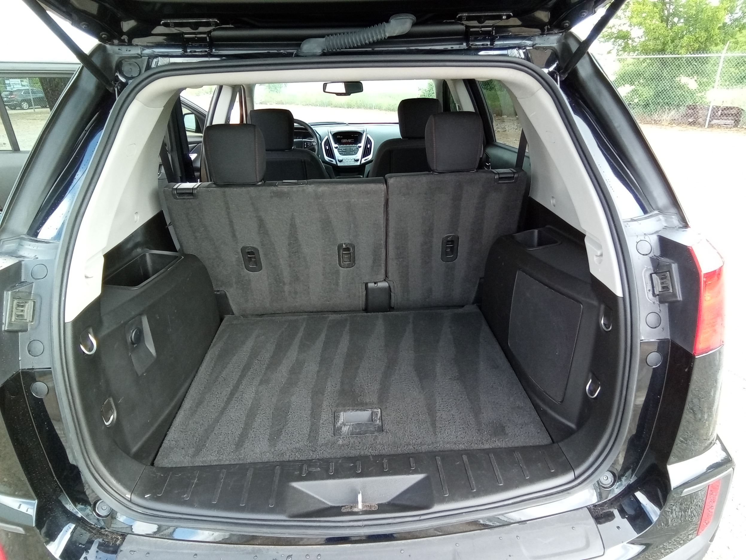 Neighborhood Autos, LLC - Used vehicle - SUV GMC TERRAIN 2017