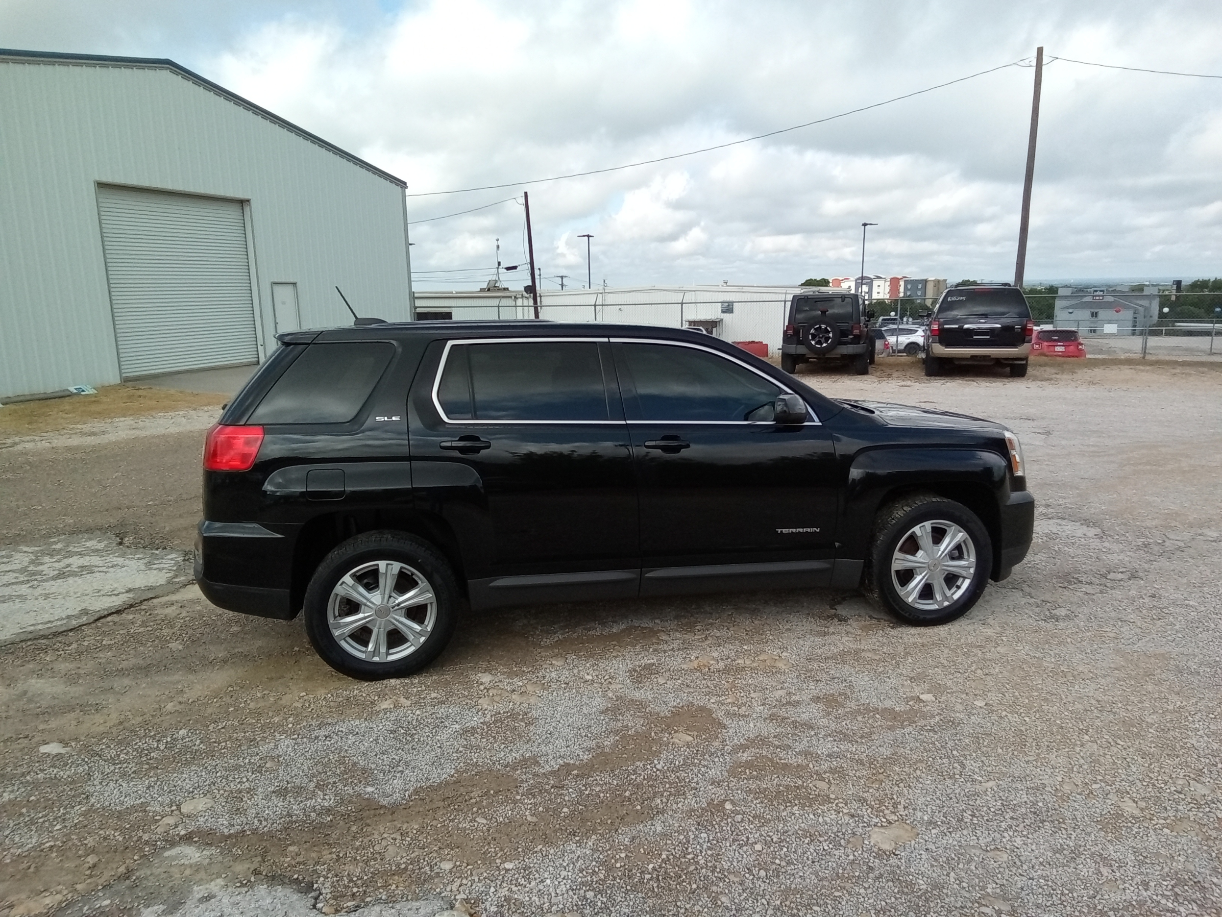 Neighborhood Autos, LLC - Used vehicle - SUV GMC TERRAIN 2017