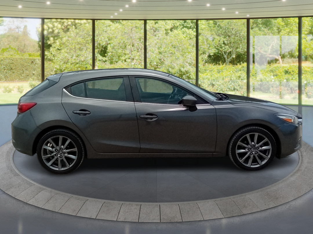 Neighborhood Autos, LLC - Used vehicle - Sedan MAZDA MAZDA3 5-DOOR 2018