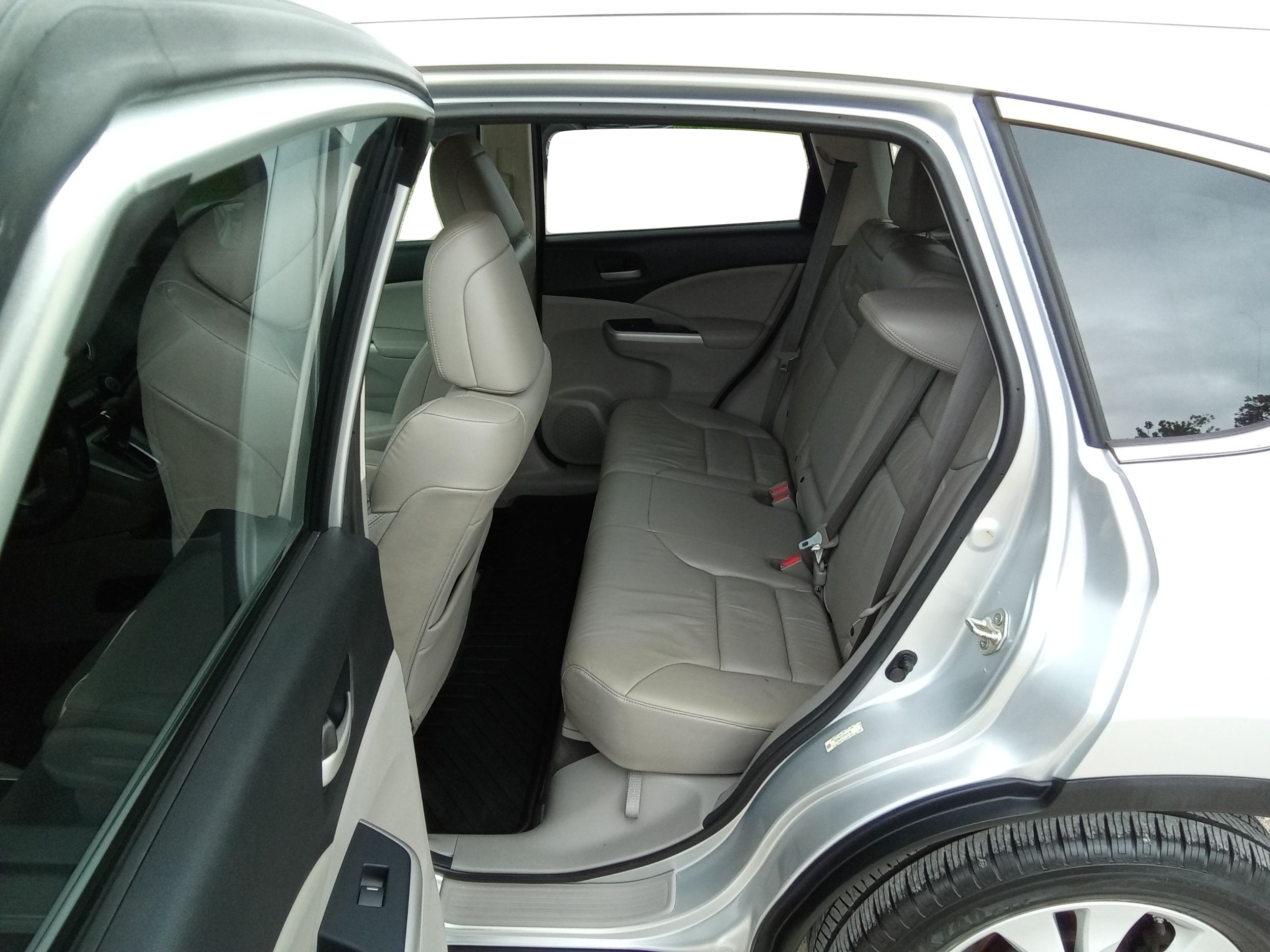 Neighborhood Autos, LLC - Used vehicle - SUV HONDA CR-V 2013