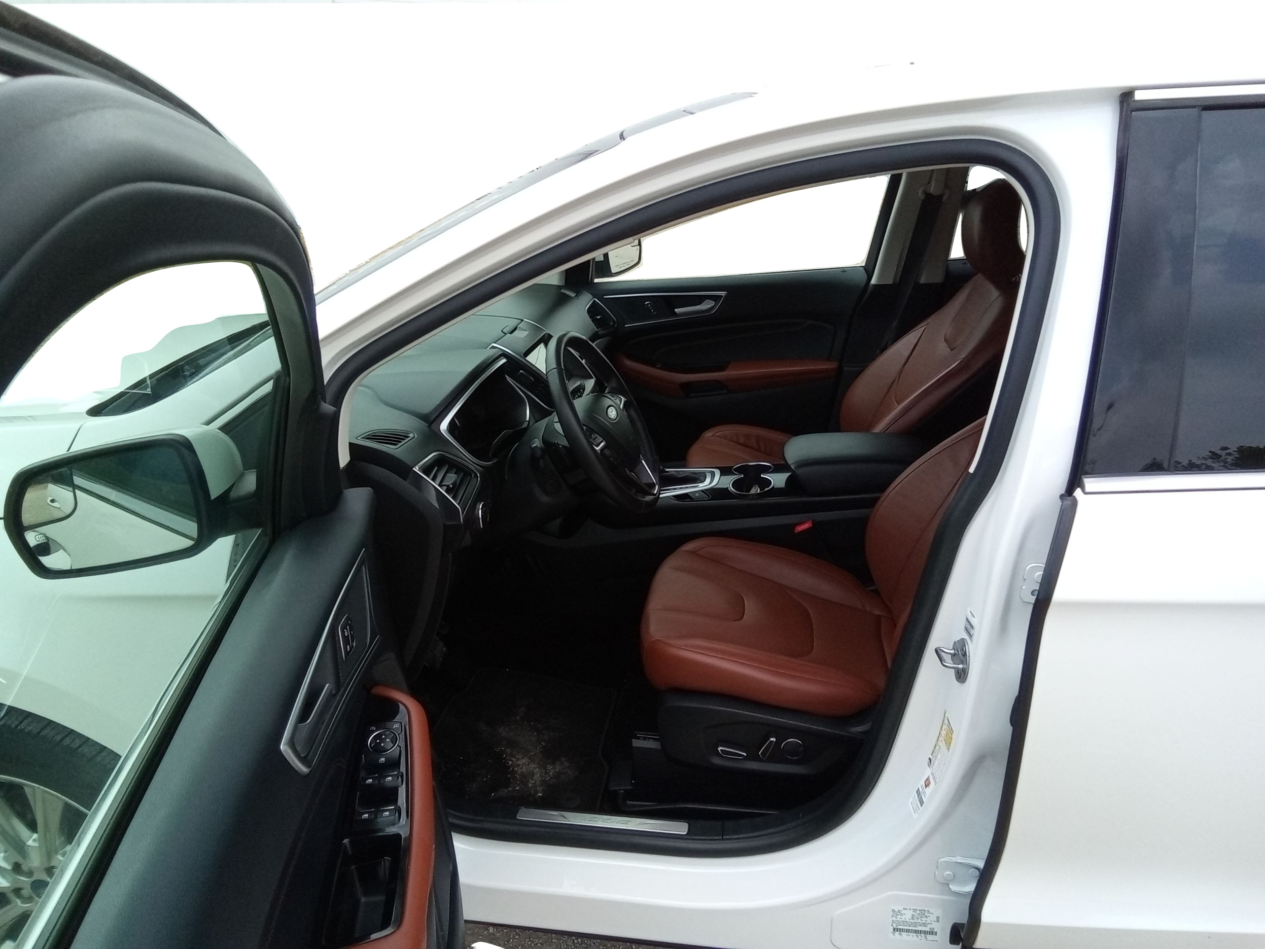 Neighborhood Autos, LLC - Used vehicle - SUV FORD EDGE 2018