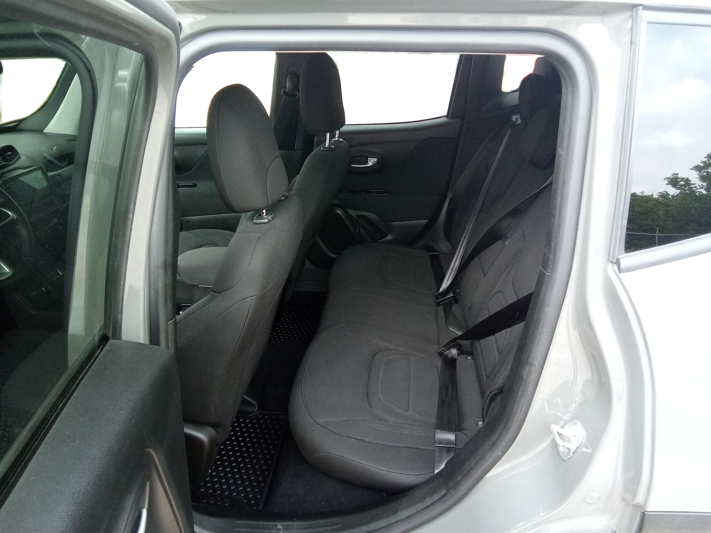 Neighborhood Autos, LLC - Used vehicle - SUV JEEP RENEGADE 2020