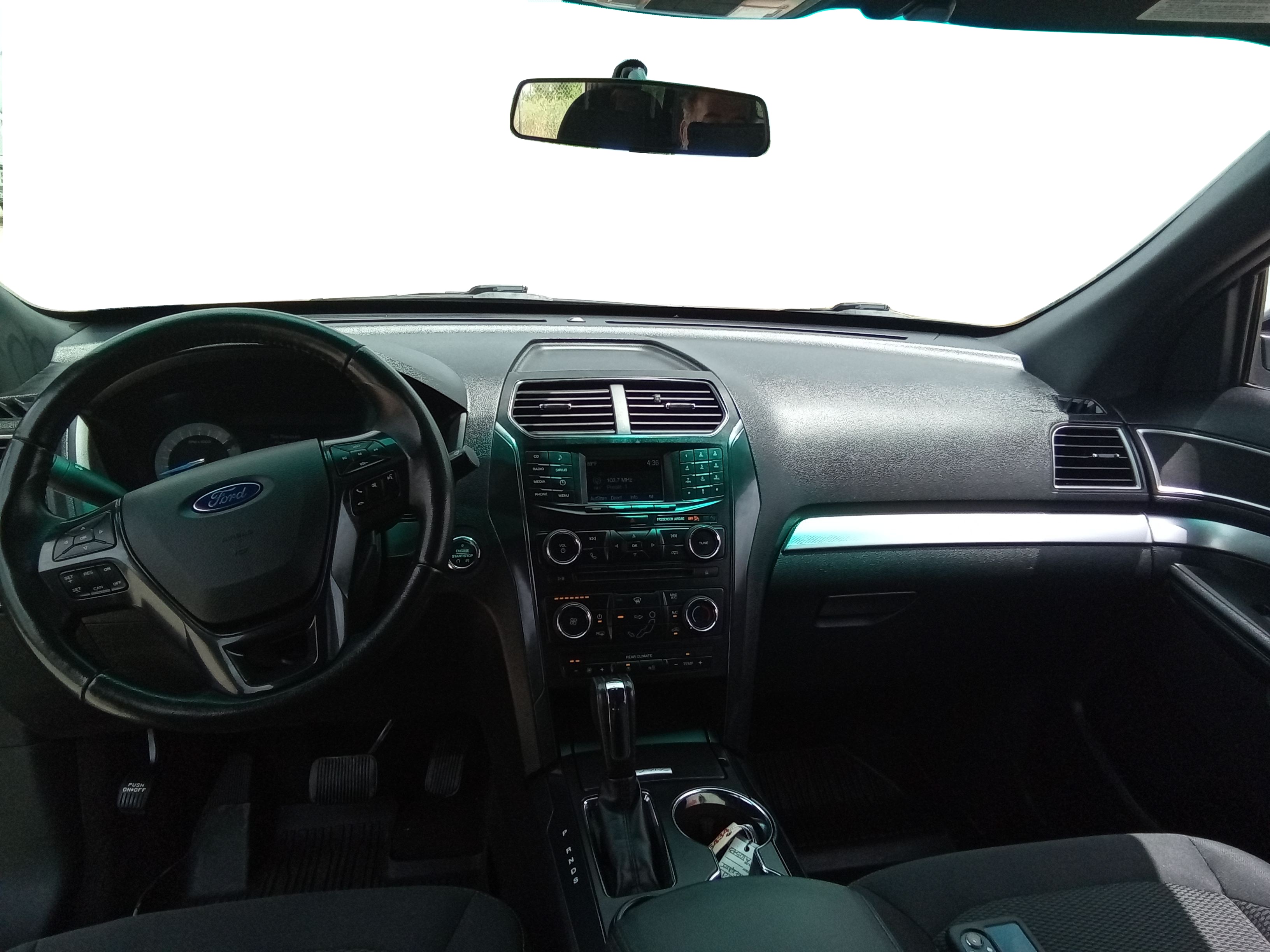Neighborhood Autos, LLC - Used vehicle - SUV FORD EXPLORER 2017