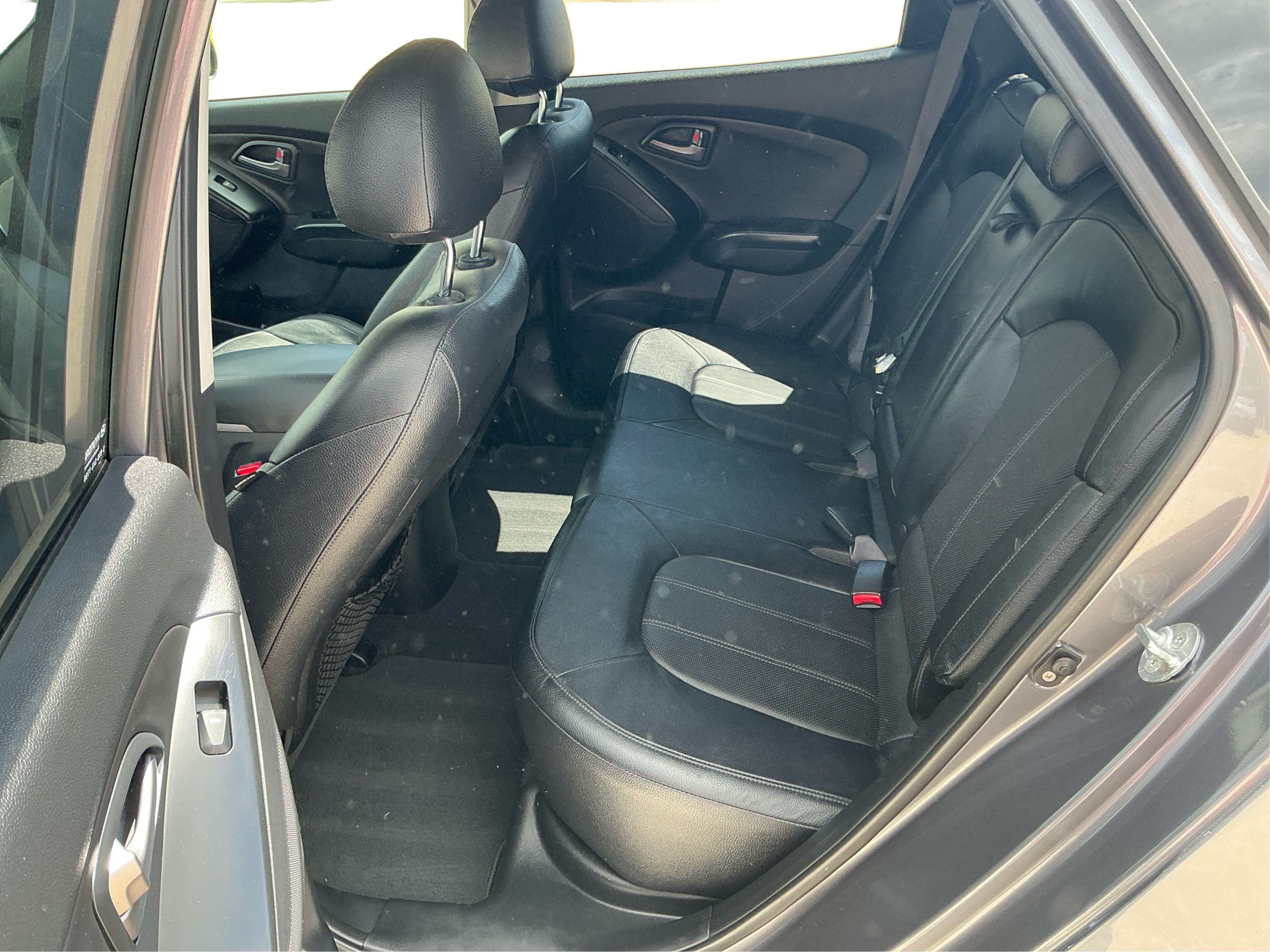 Neighborhood Autos, LLC - Used vehicle - SUV HYUNDAI TUCSON 2014